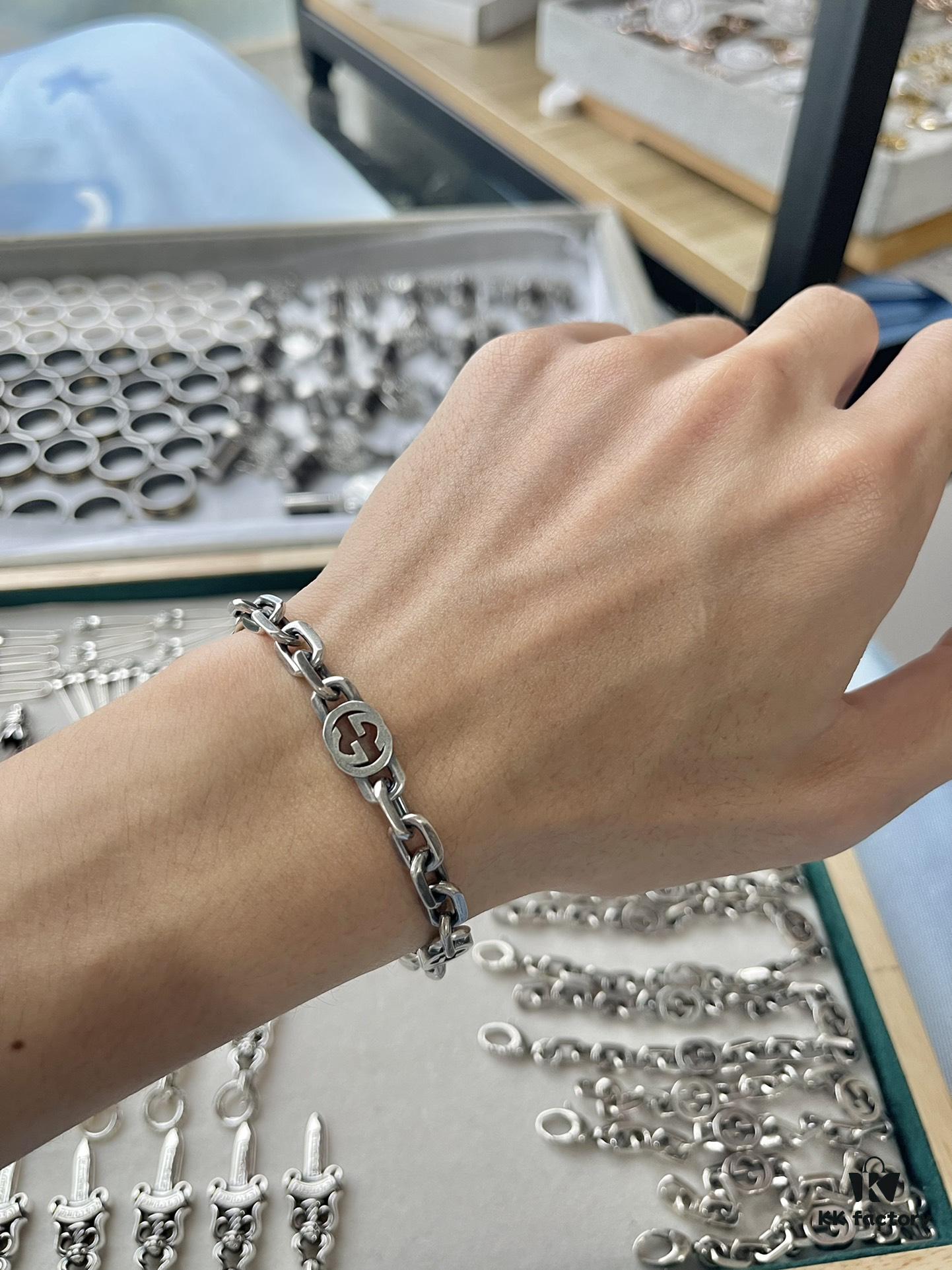 Gucci Double G Bracelet