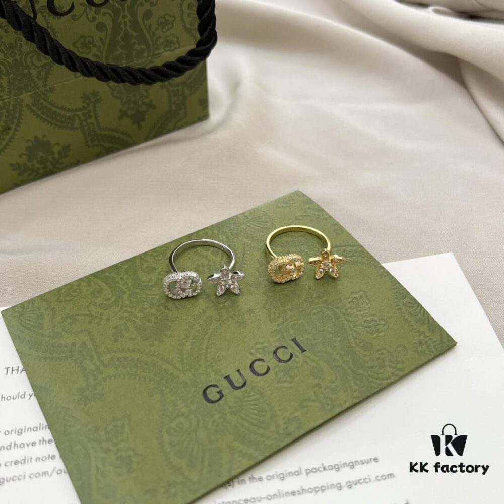 Gucci Gucci 925 Sterling Silver Double G Floral Ring with 18K White Gold and Diamond