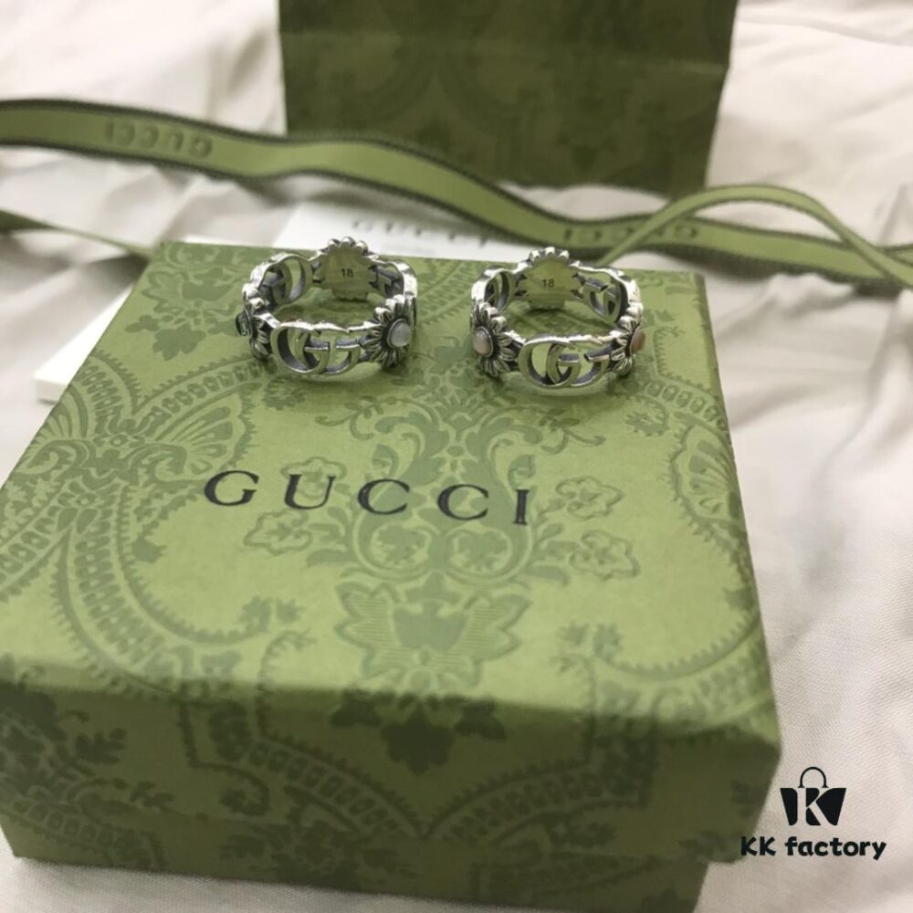 Gucci 925 Sterling Silver Double G Daisy Turquoise Pink Shell Ring