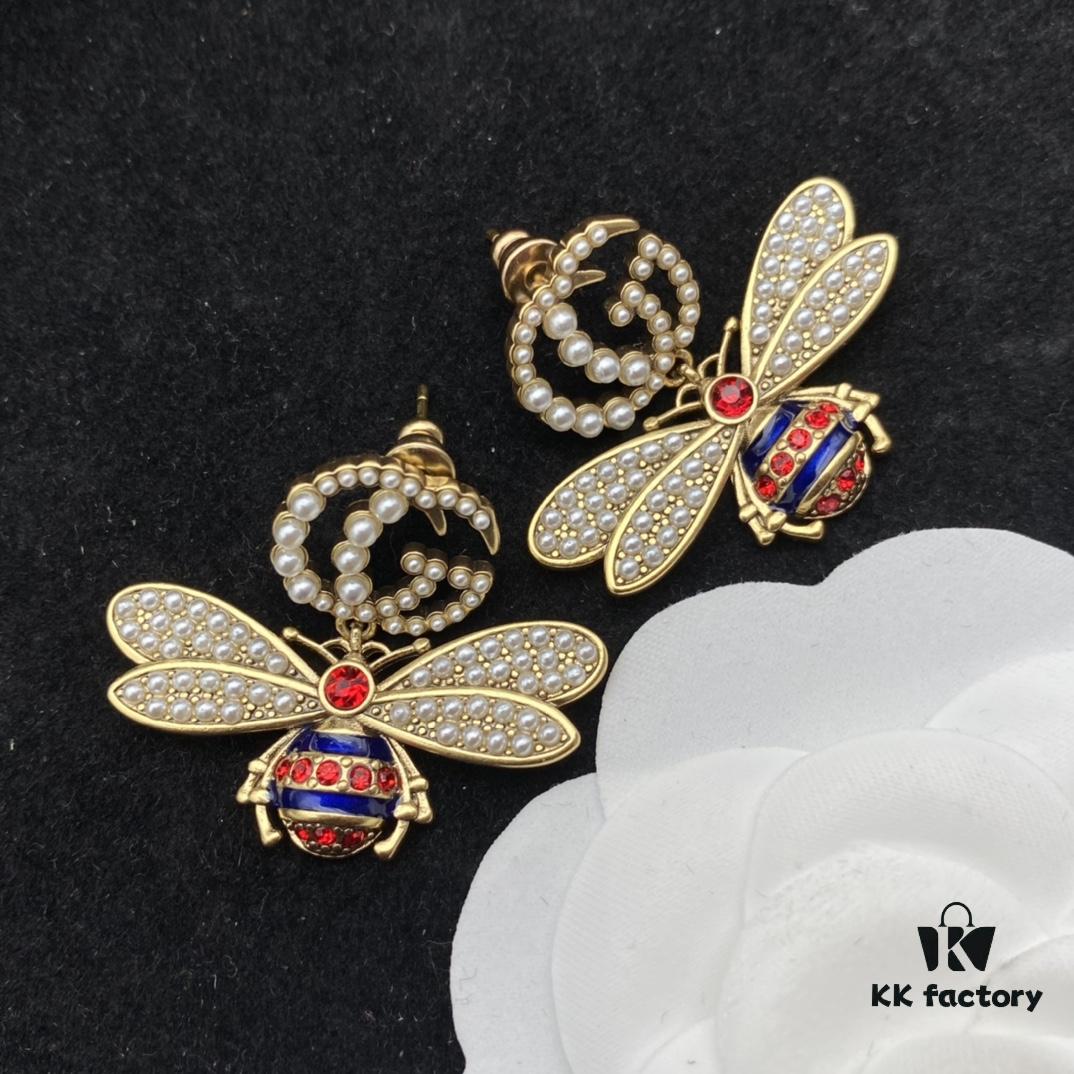 Gucci GG Bee Pearl Diamond-Inlaid Elegant Retro Stud Earrings 🐝💚