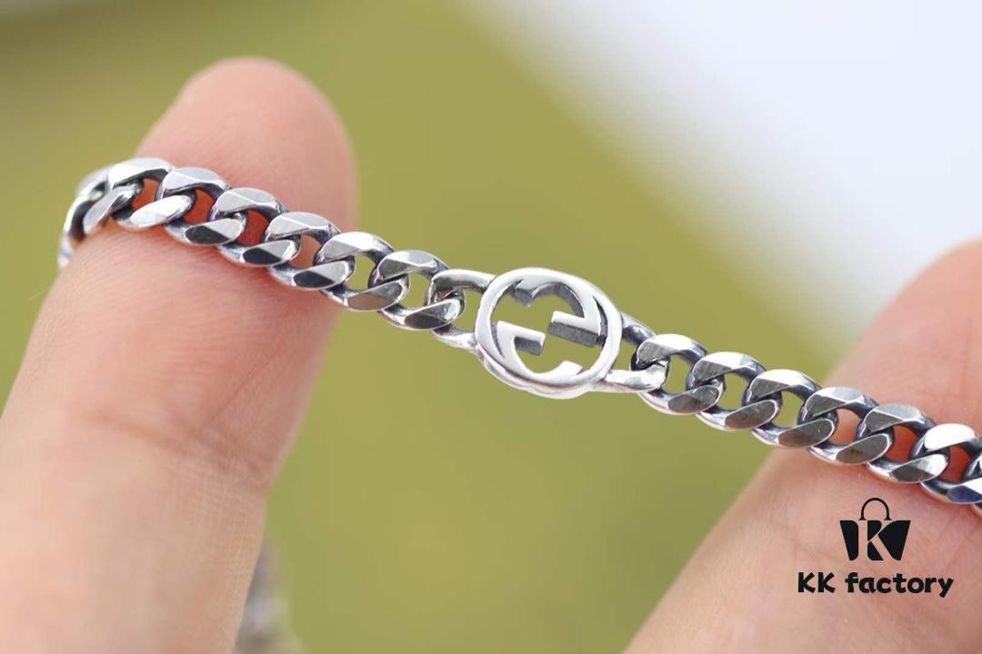 New Arrival💗 Gucci Interlocking Black Enamel Double G Chain Necklace 5354280