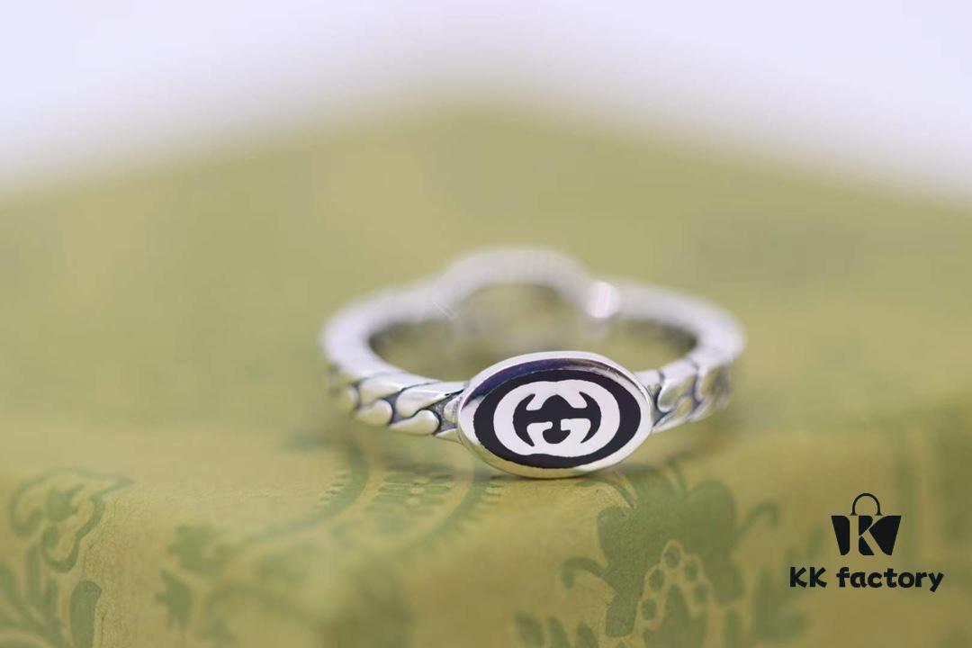 New Arrival💗 Gucci Interlocking Slim Black Enamel Double G Ring