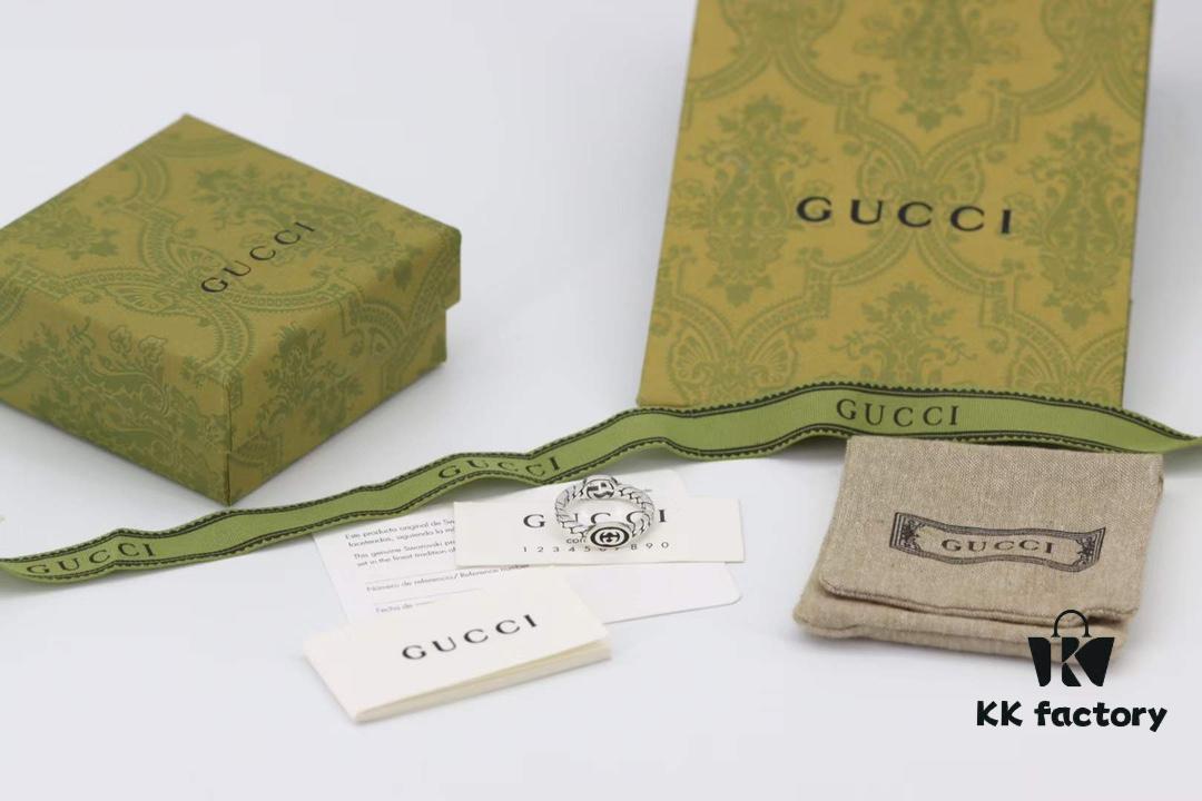 New Arrival💗 Gucci Interlocking Slim Black Enamel Double G Ring