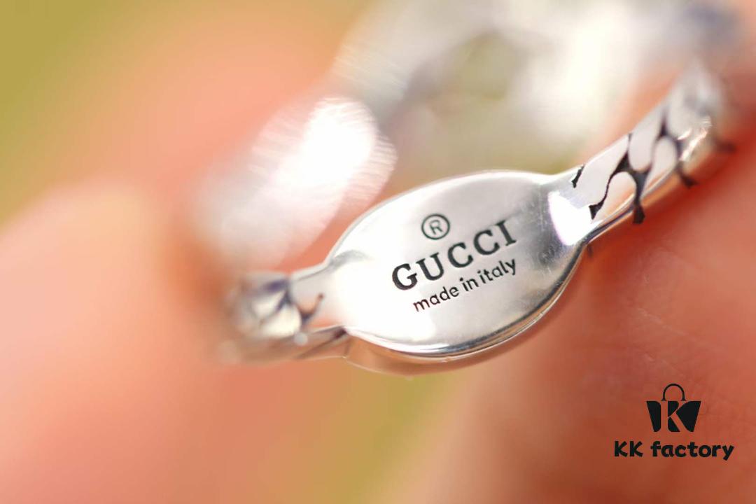 New Arrival💗 Gucci Interlocking Slim Black Enamel Double G Ring