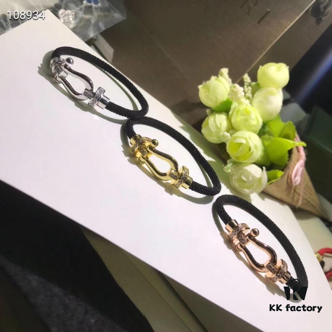 FRED Fred ❤️ The New Instagram-Favorite Pairing Trend