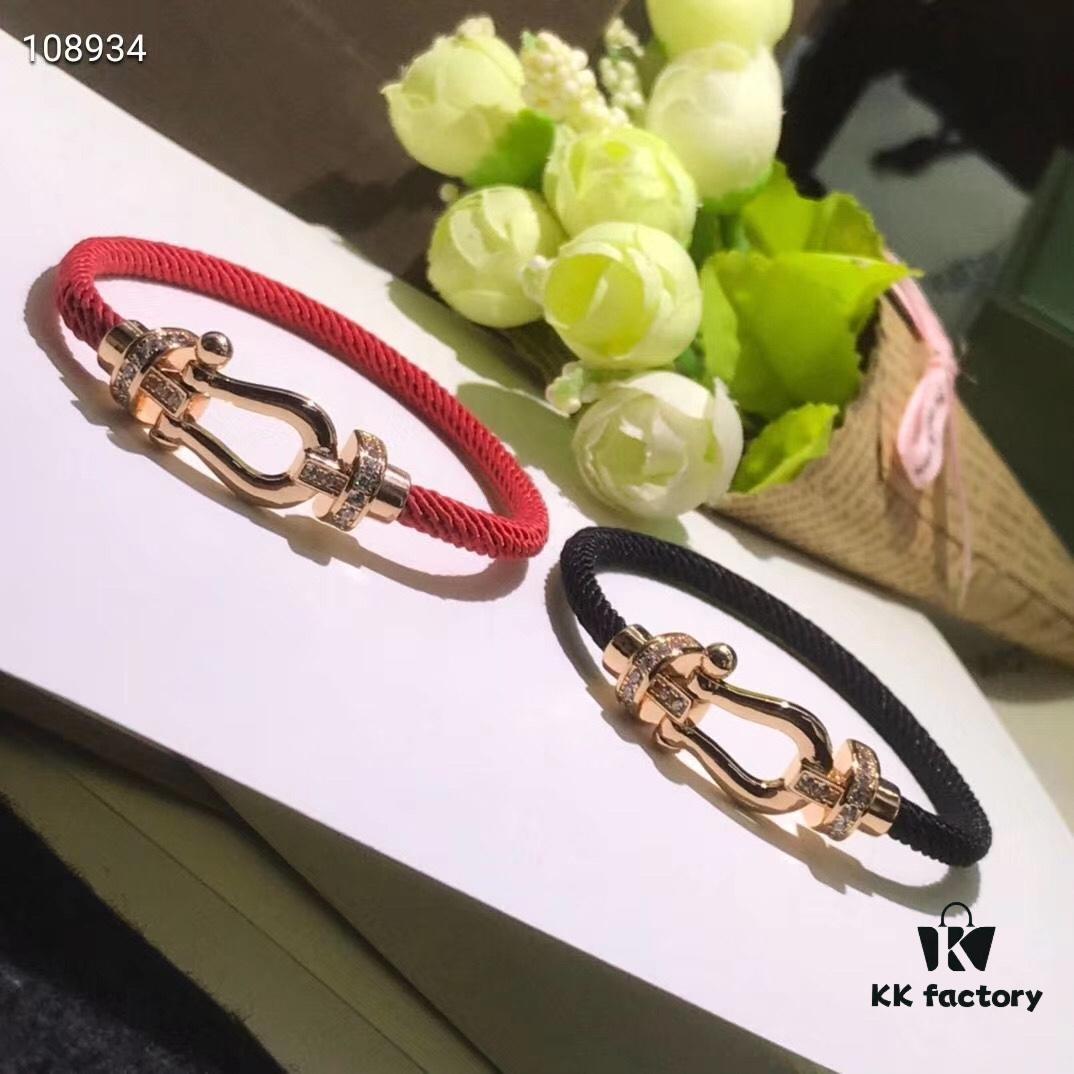 FRED Fred ❤️ The New Instagram-Favorite Pairing Trend