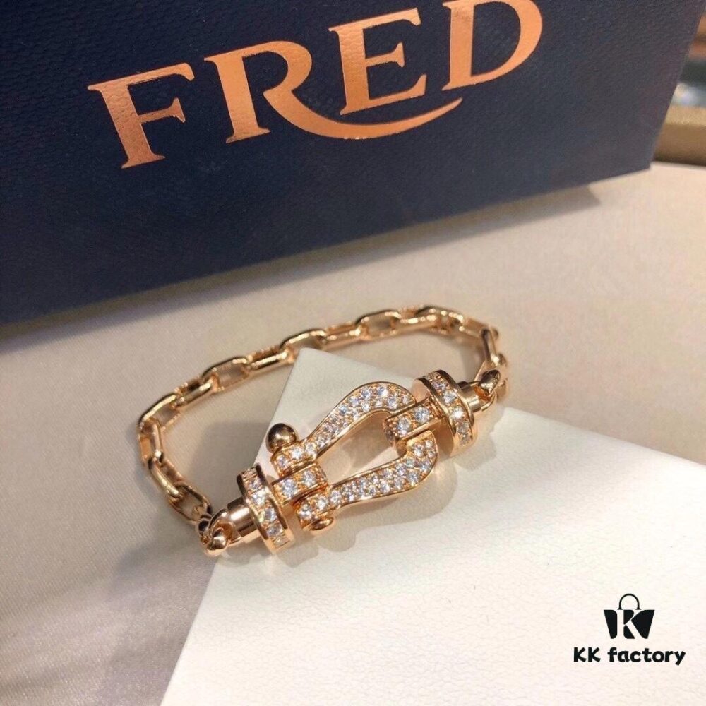 Fred FRED France FORCE10 Series Diamond-Studded Horseshoe Clasp Chain Bracelet – Large Size