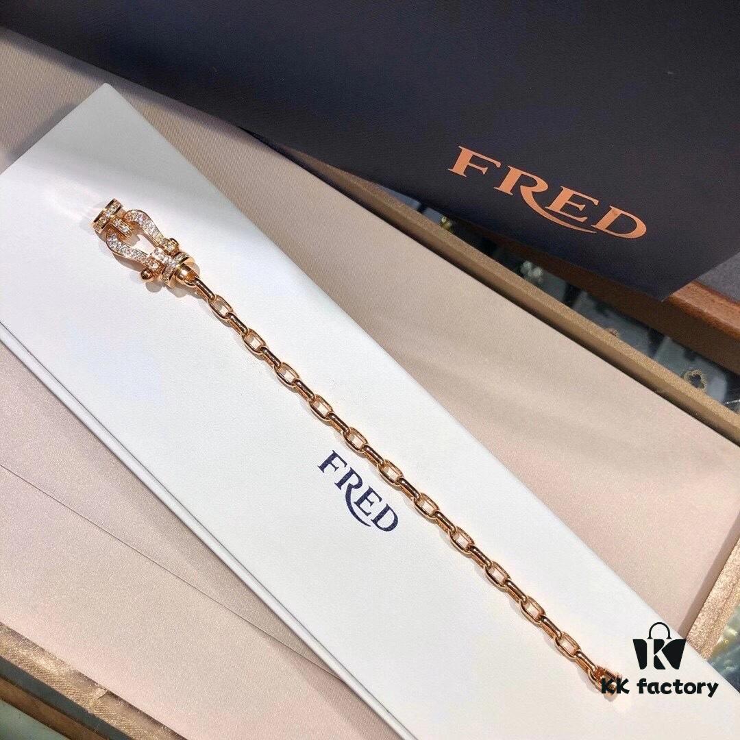 Fred FRED France FORCE10 Series Diamond-Studded Horseshoe Clasp Chain Bracelet – Large Size