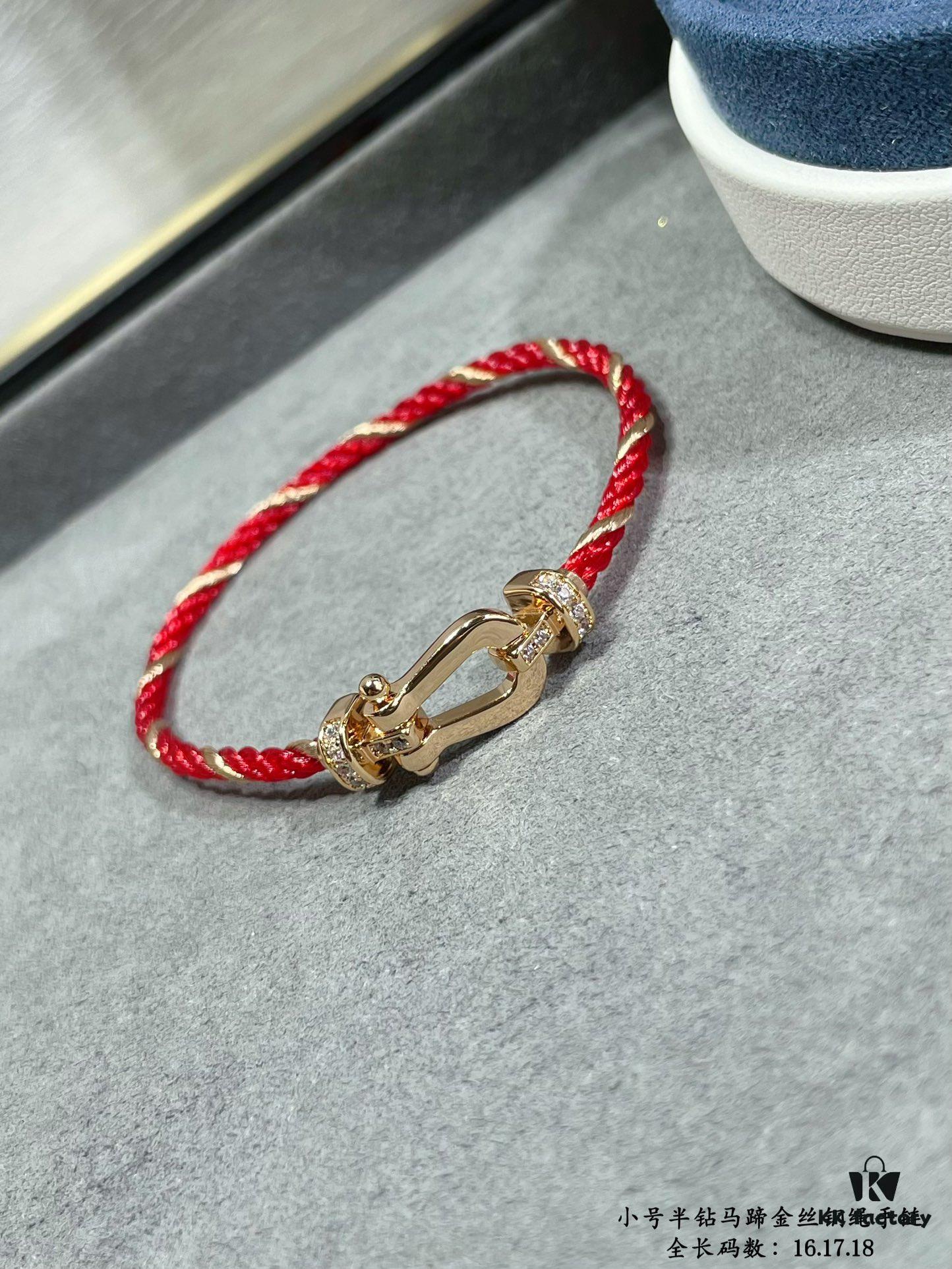 New Release ❤️ Fred Style Small Half-Diamond Horseshoe Gold-Plated Stainless Steel Bracelet – Fashionable, Exquisite, High-End Custom Design