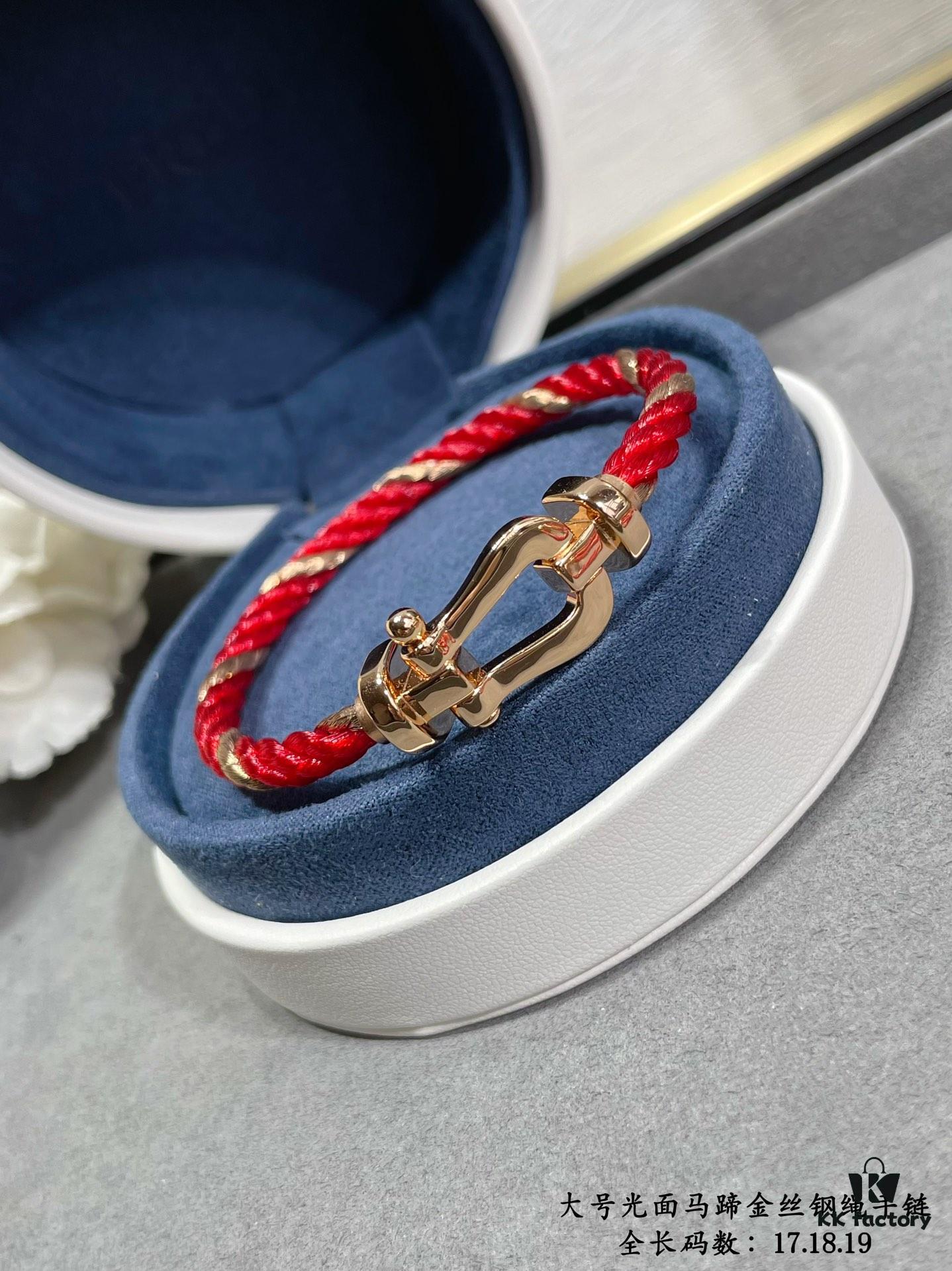 New Arrival ❤️ Fred Large Smooth Horsehoof Gold-Plated Steel Cable Bracelet 👉🏻 Luxury Fashion Exquisite 💠⭐️ High-End Custom Design – Thickened 18K Gold Electroplated Craftsmanship, Precision Micro-Setting, Must-Have Accessory for Influencers and Fashion Enthusiasts