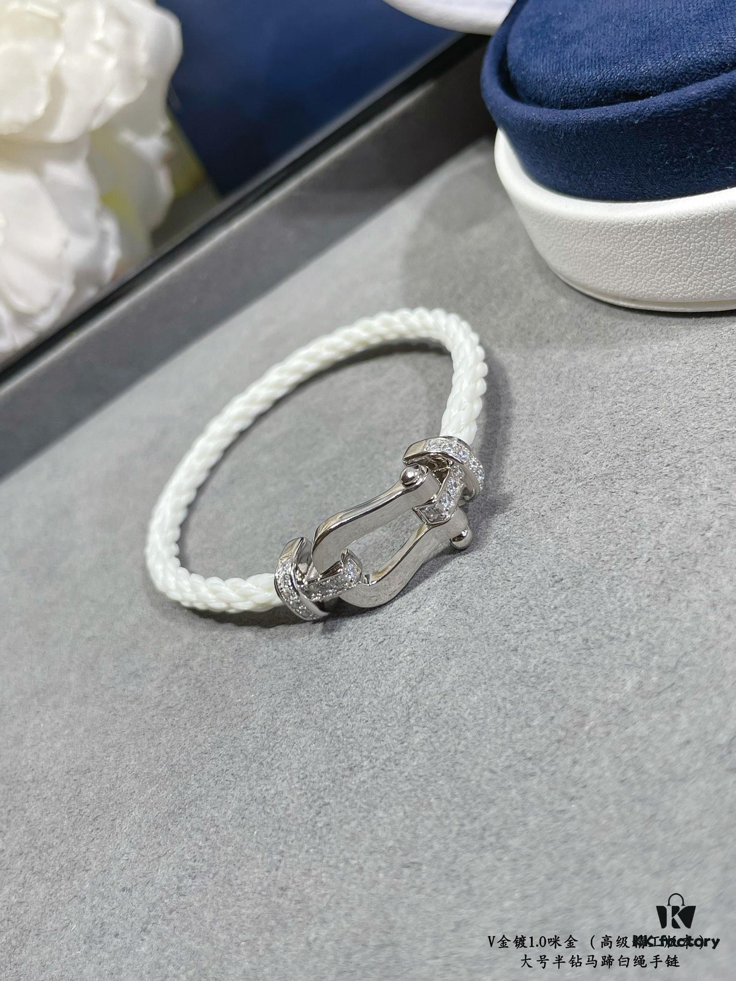 Fred Large Half-Diamond Horseshoe White Rope Bracelet – Luxury Fashion Exquisite Design, High-End Customized Thickened 18K Gold Plated Craftsmanship, Precision Micro-Inlay, Must-Have Item for Influencers and Style Enthusiasts