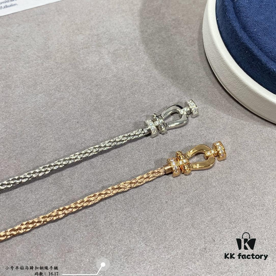 FRED-inspired Small Half-Diamond Horseshoe Steel Rope Bracelet, Luxury Fashion Exquisite Craftsmanship, Thickened 18K Gold Plated, Micro-Pave Design, Must-Have Item for Trendsetters and Fashion Enthusiasts