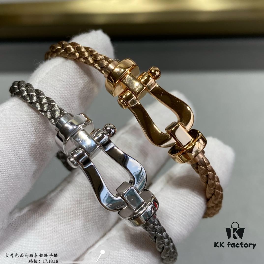 Freder Large Smooth Horseshoe Buckle Steel Rope Bracelet – High-End Custom Fashion Statement, Thickened 18K Gold Plated Craftsmanship, Precision Micro-Set Design, Must-Have Accessory for Influencers and Style Enthusiasts