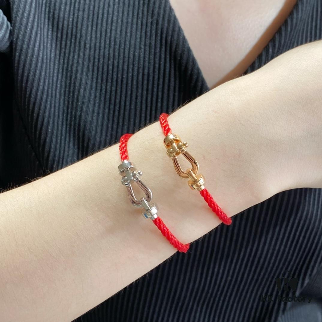 Fred Small Smooth Horsehoof Knot Red String Bracelet, Luxury Fashion Exquisite High-End Custom Jewelry, Thickened 18K Gold Plated Electroplating Craft, Fine Micro-Inlaid Design, Must-Have Accessory for Influencers and Trendsetters