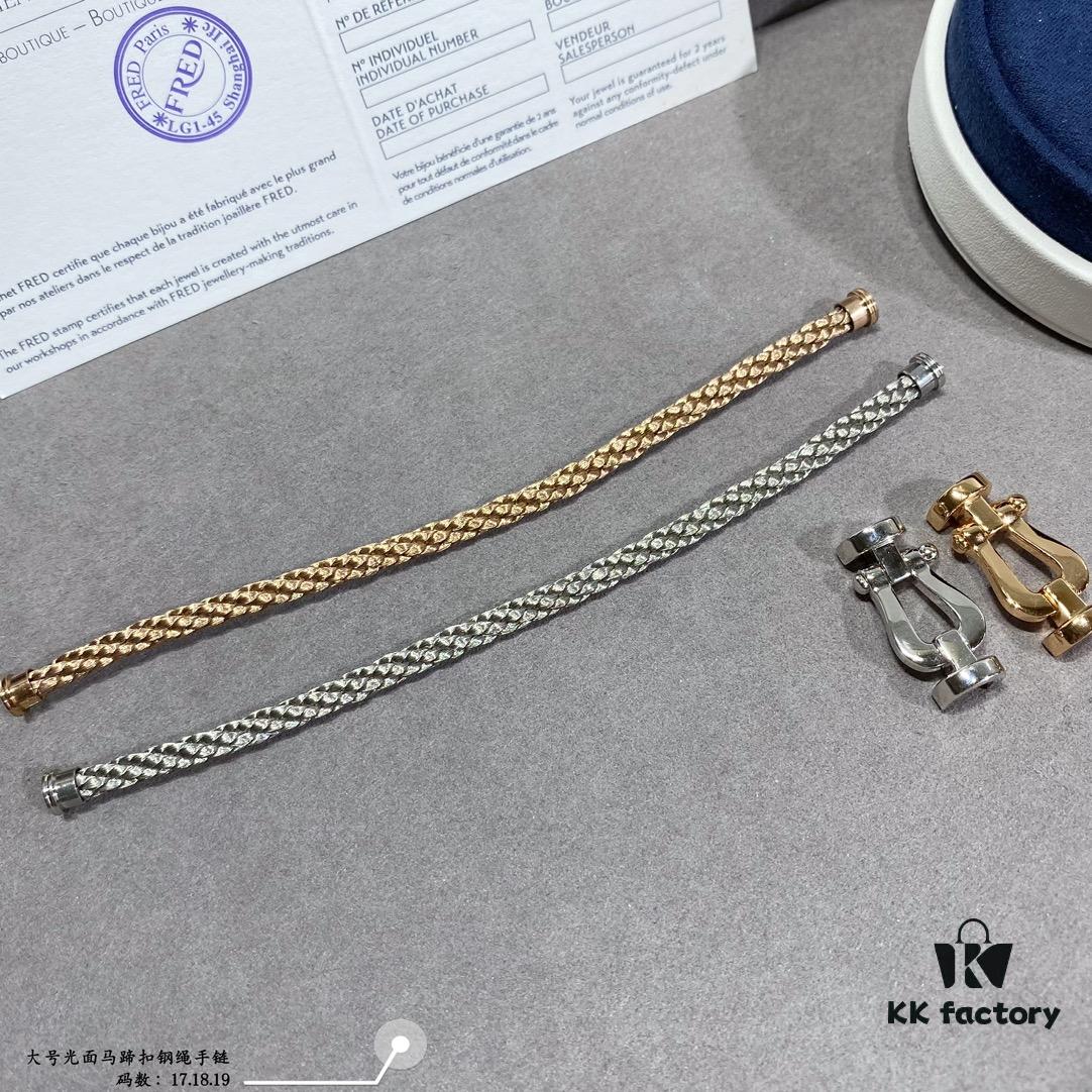 Freder Large Smooth Horseshoe Buckle Steel Rope Bracelet – High-End Custom Fashion Statement, Thickened 18K Gold Plated Craftsmanship, Precision Micro-Set Design, Must-Have Accessory for Influencers and Style Enthusiasts