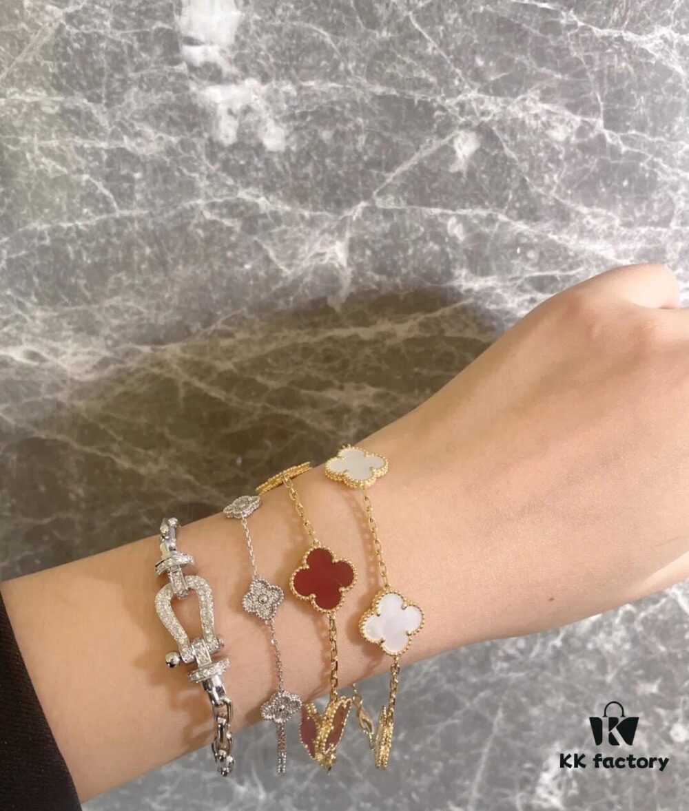 Fred - Red Bracelet with Horseshoe Clasp - Wearing Reference