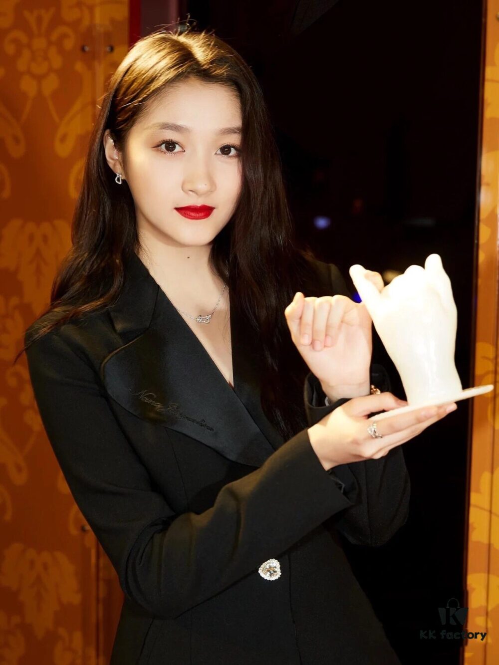 FRED Mid-size Hemp Rope Horsehoof Necklace