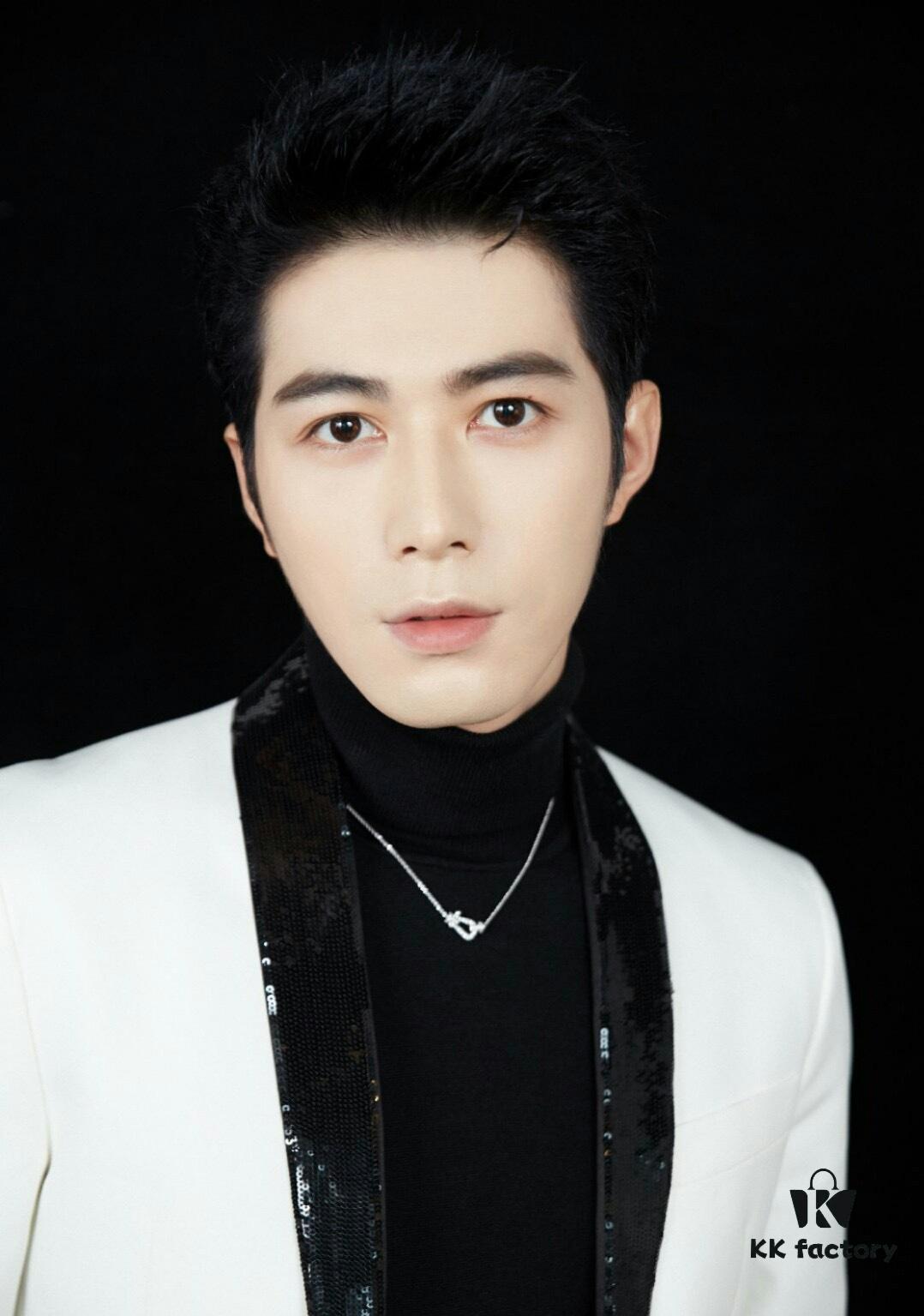 FRED Medium Hemp Rope Horsehoof Necklace