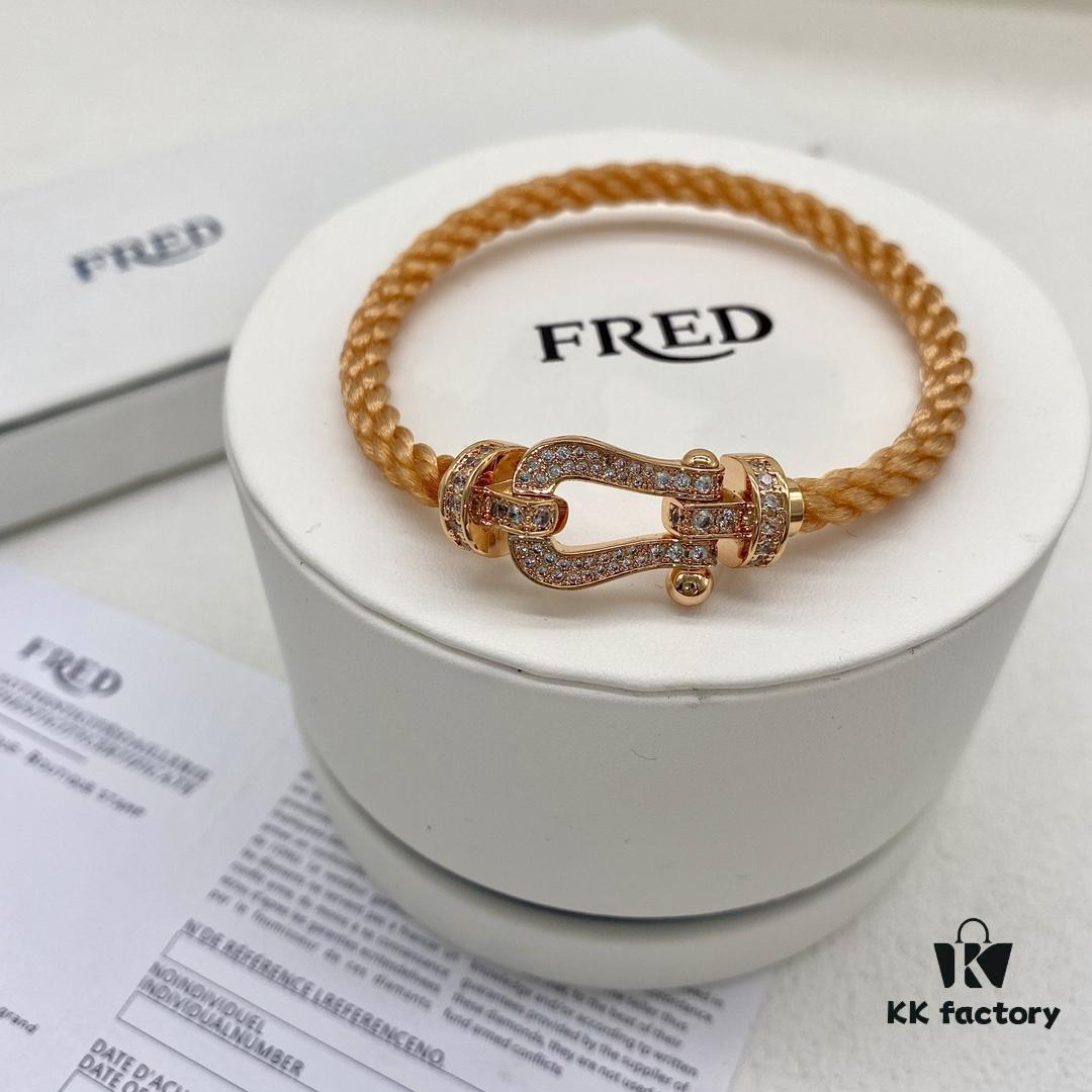 Luxurious Gilded Elegance, Shimmering Eyes — Graceful and Versatile, a Lively Wrist Delight