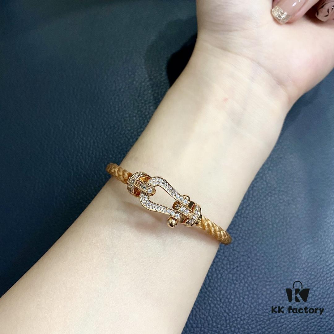 Luxurious Gilded Elegance, Shimmering Eyes — Graceful and Versatile, a Lively Wrist Delight