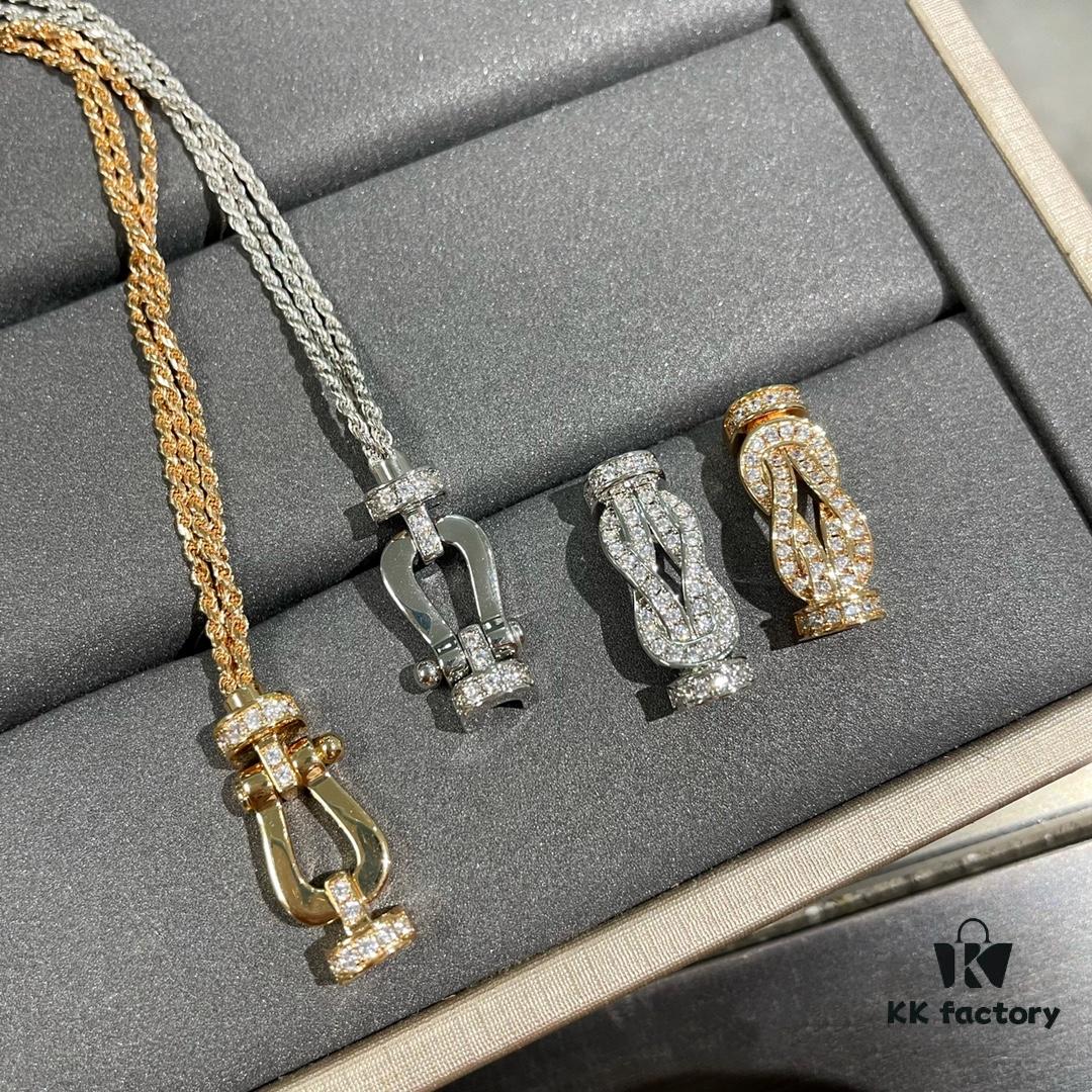 Randomly selected two styles of buckle heads ✅ Other styles are also available! Contact customer service for inquiries!