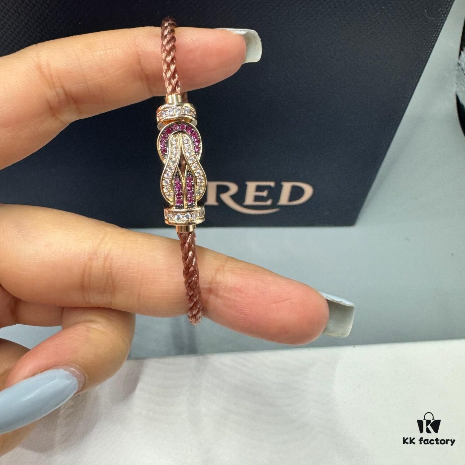 FRED Force 10 Bracelet in Rose Gold, Medium Size with Ruby Cabochon and Steel Cable