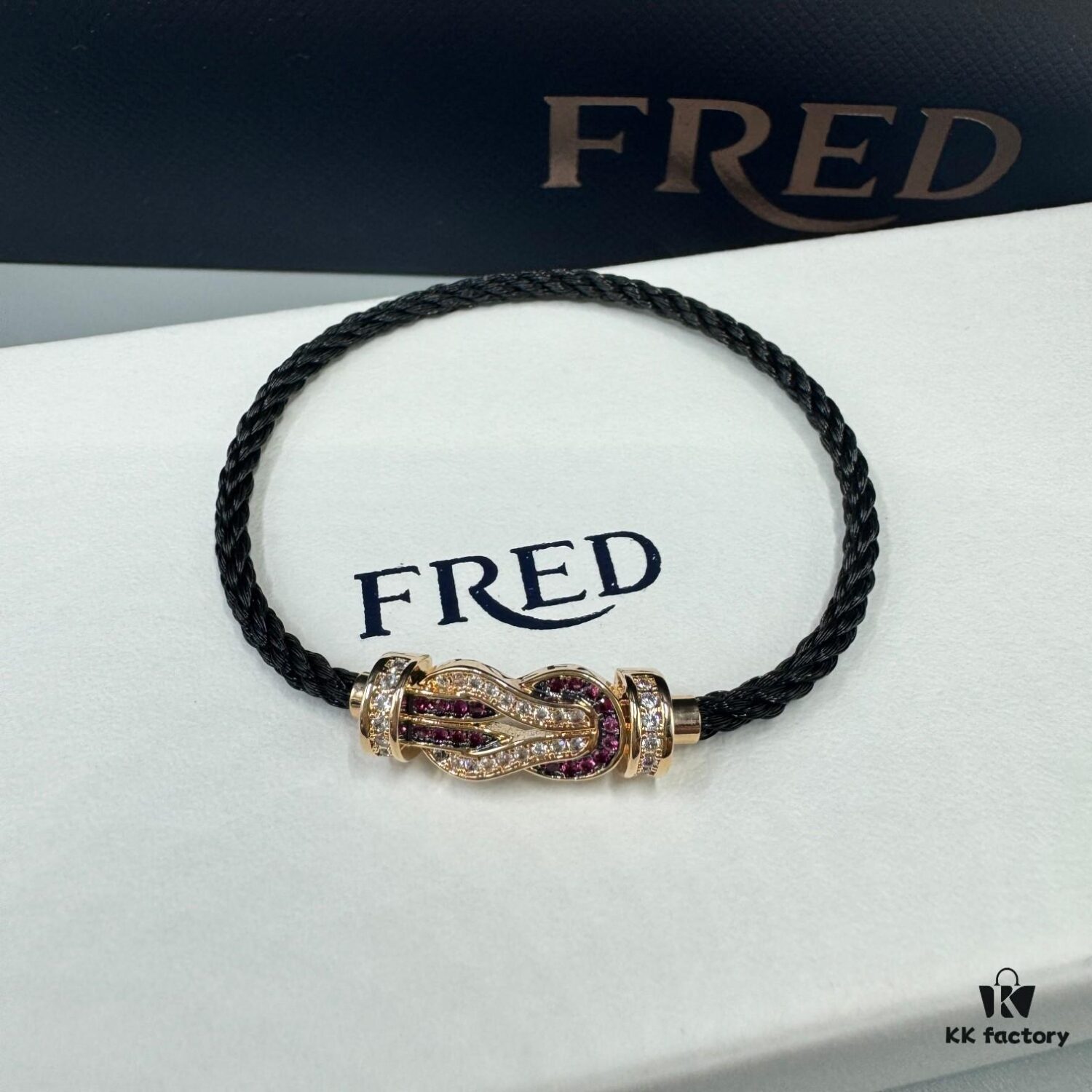 FRED Force 10 Bracelet in Rose Gold, Medium Size with Ruby Cabochon and Steel Cable