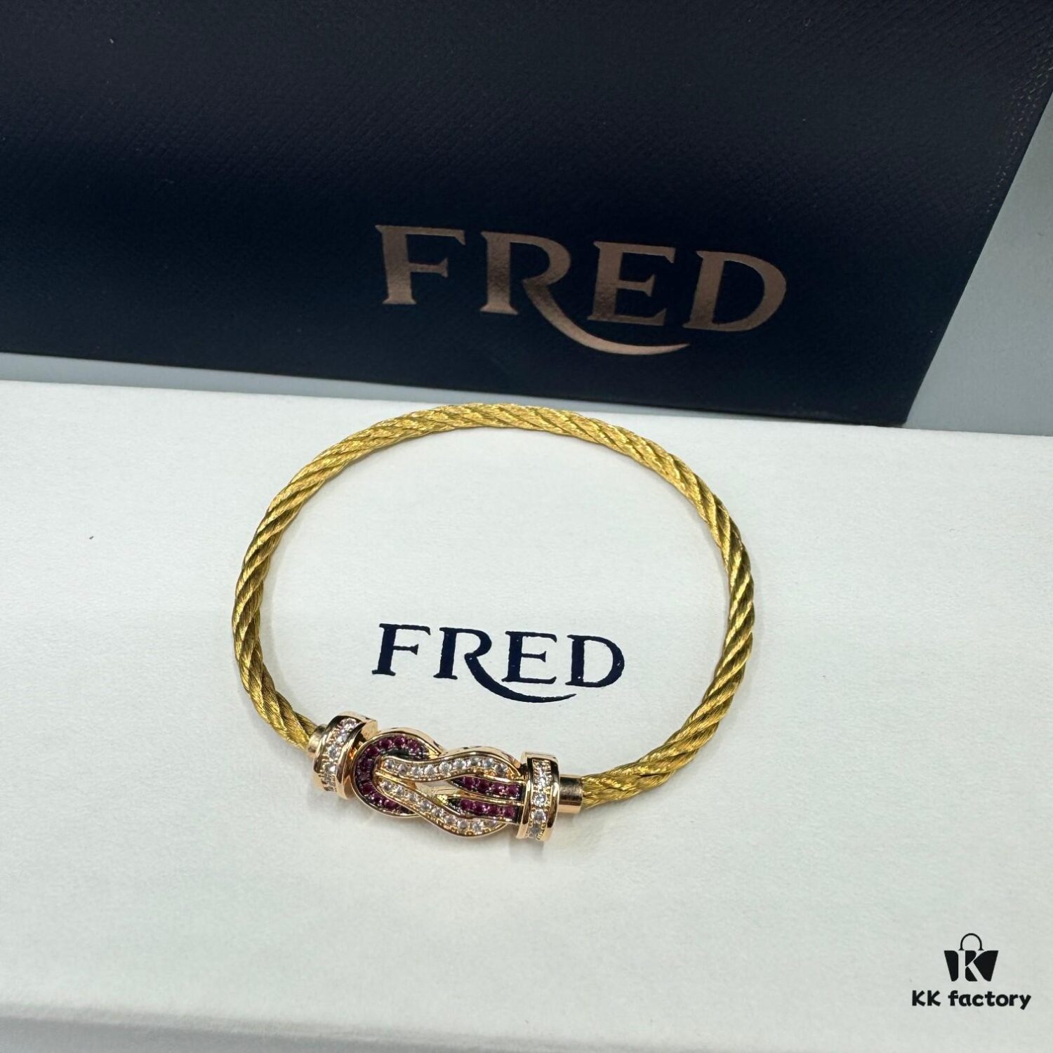 FRED Force 10 Bracelet in Rose Gold, Medium Size with Ruby Cabochon, Steel Cable Design