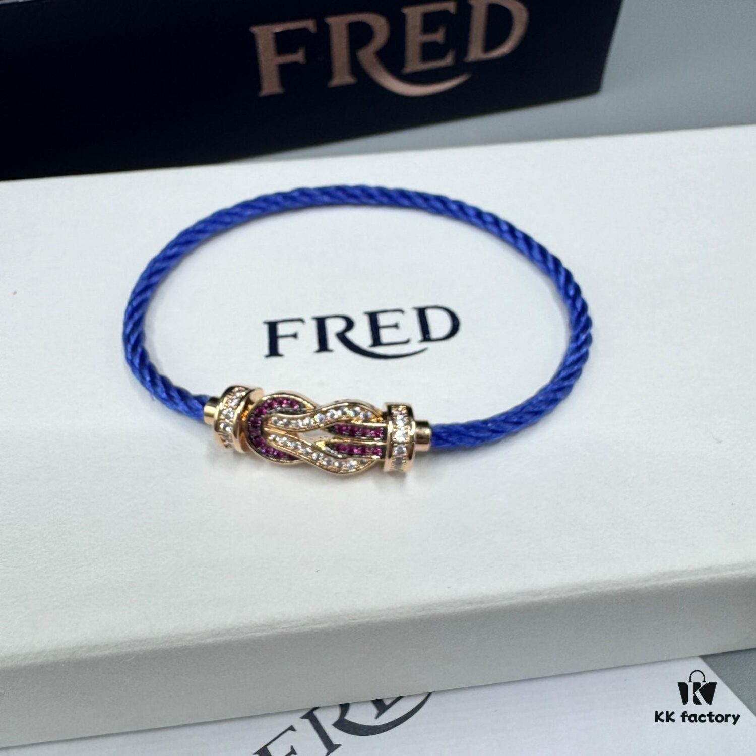 FRED Force 10 Bracelet in Rose Gold, Medium Size with Ruby Cabochon and Steel Cable