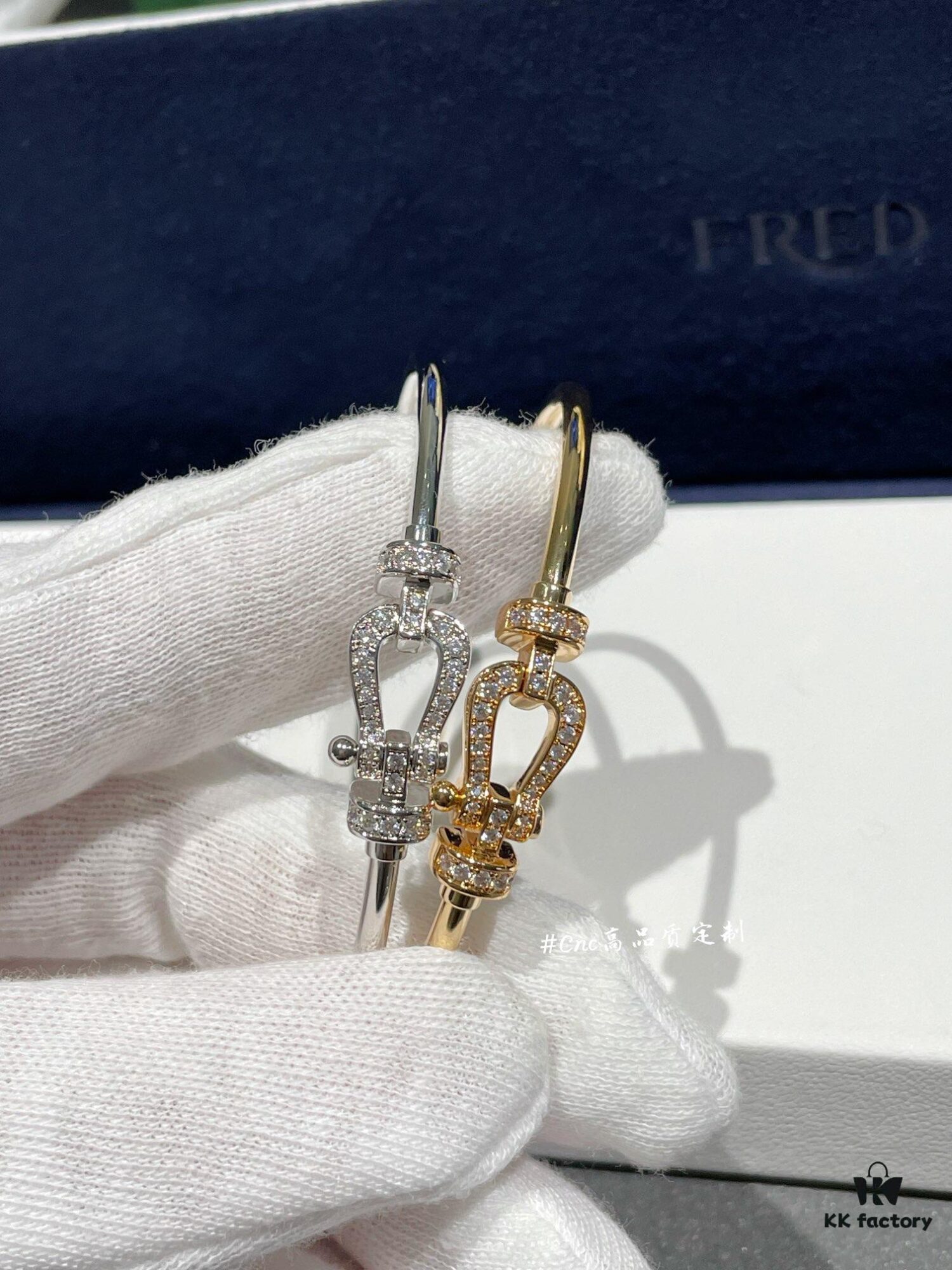 FRE*D Full Diamond Horseshoe Buckle Rigid Tube Bracelet, CNC Precision Carved, Lightweight Hollow Design, Rose Gold & White Gold In Stock, Hand-Set Diamonds with ZP-Aligned Drill Settings and Logo Anti-Counterfeit Markings, 2cm Small Size