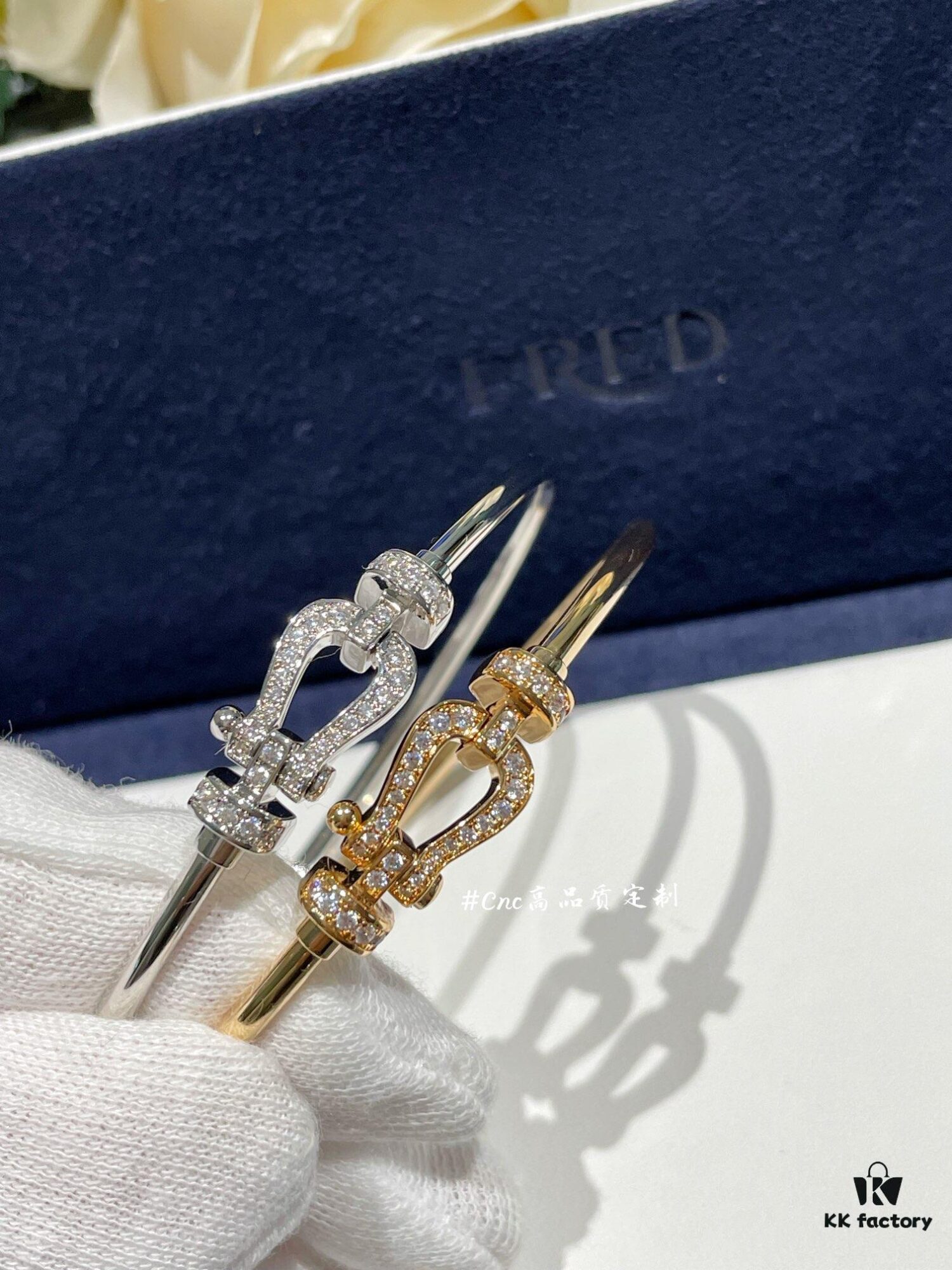 FRE*D Full Diamond Horseshoe Buckle Rigid Tube Bracelet, CNC Precision Carved, Lightweight Hollow Design, Rose Gold & White Gold In Stock, Hand-Set Diamonds with ZP-Aligned Drill Settings and Logo Anti-Counterfeit Markings, 2cm Small Size