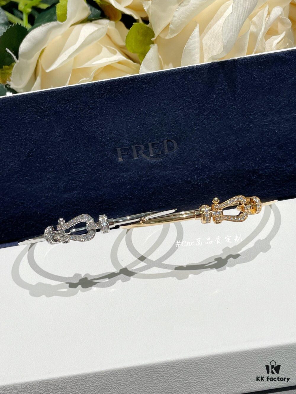 FRE*D Full Diamond Horseshoe Buckle Rigid Tube Bracelet, CNC Precision Carved, Lightweight Hollow Design, Rose Gold & White Gold In Stock, Hand-Set Diamonds with ZP-Aligned Drill Settings and Logo Anti-Counterfeit Markings, 2cm Small Size