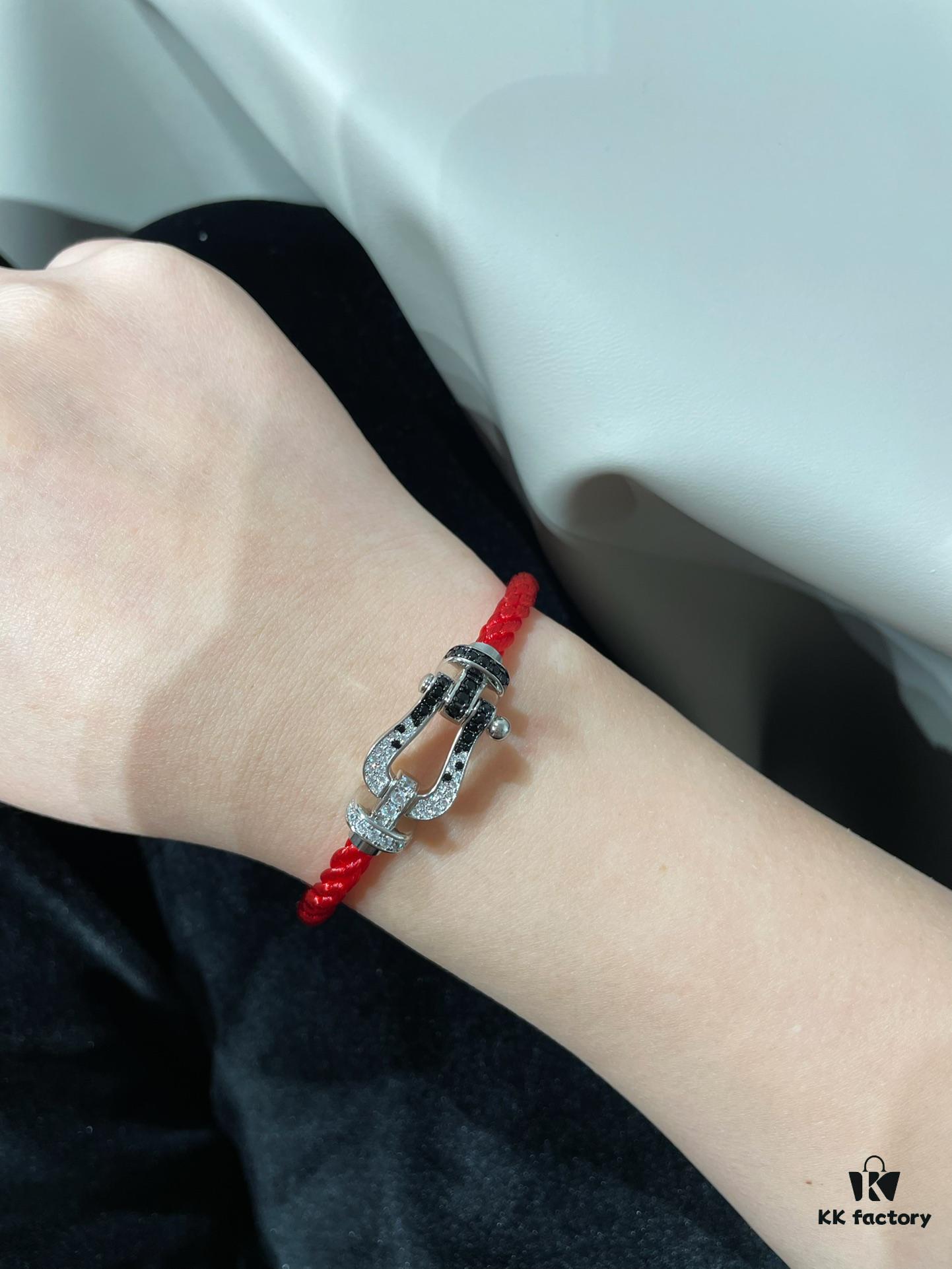 Black and White Combo, Large Horse Hoof Clasp for Hand Reference