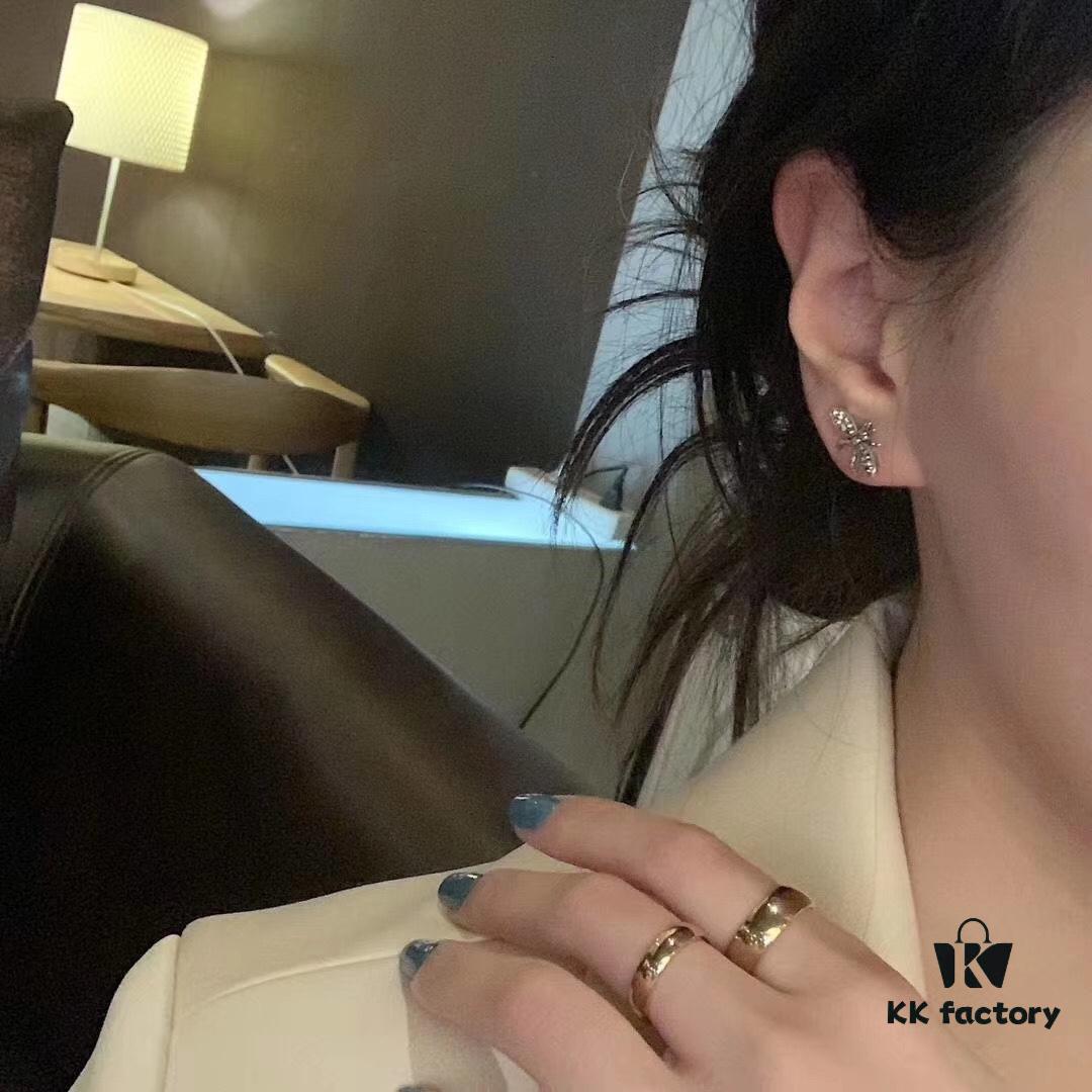 Dior Bee Asymmetric Earrings