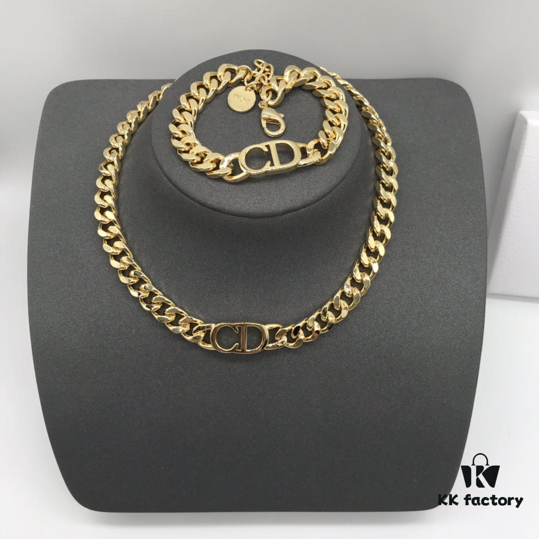 Dior Stock Available New Arrival Set