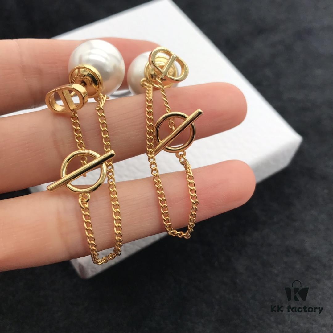 Dior In Stock New Arrival Stud Earrings