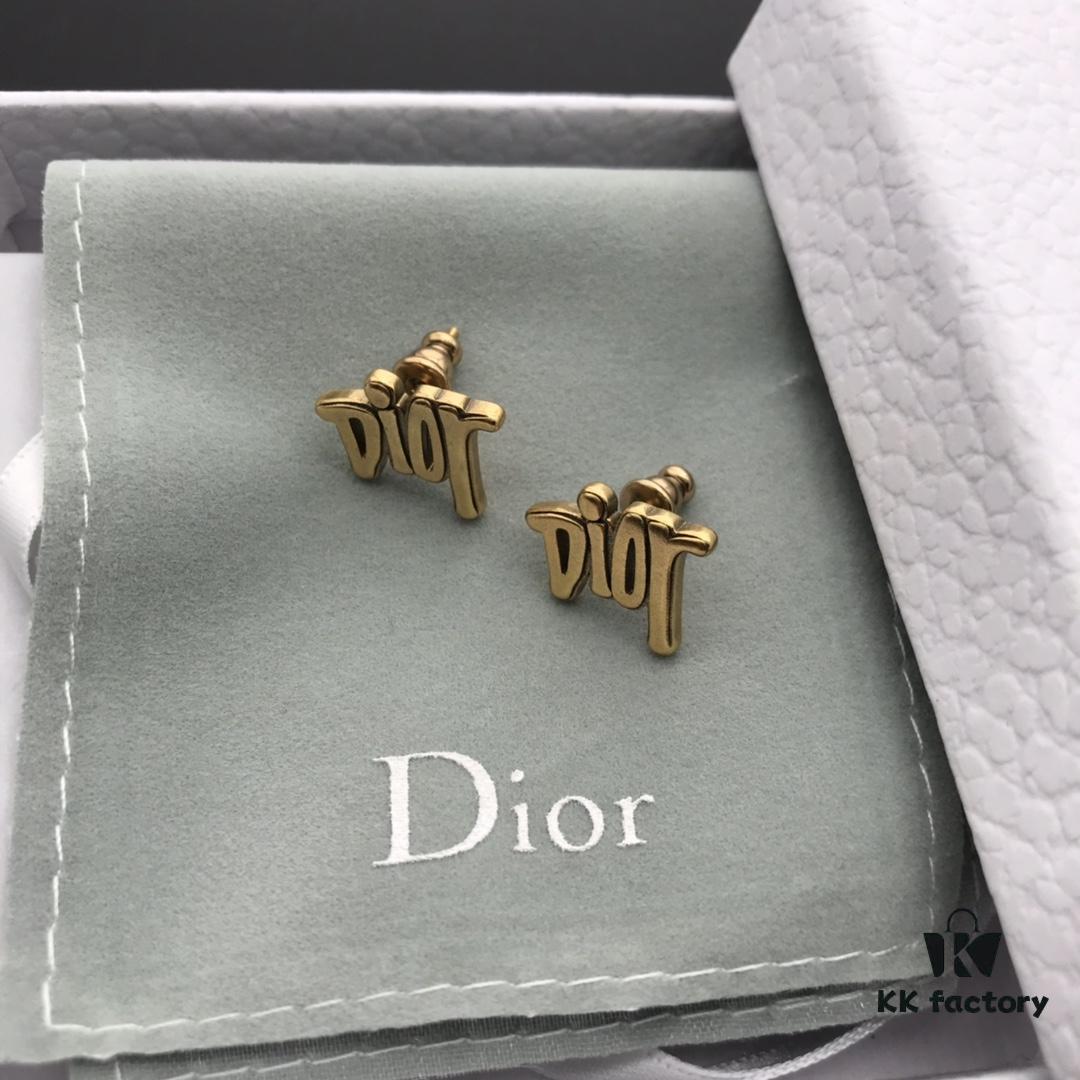 Dior In-Stock Style Stud Earrings