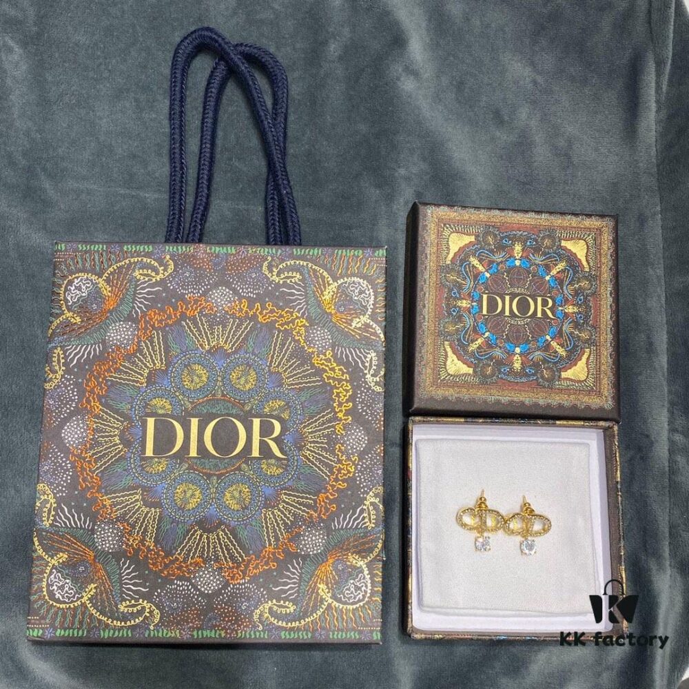 Dior CD Crystal Stud Earrings, Unique and Not Monotonous