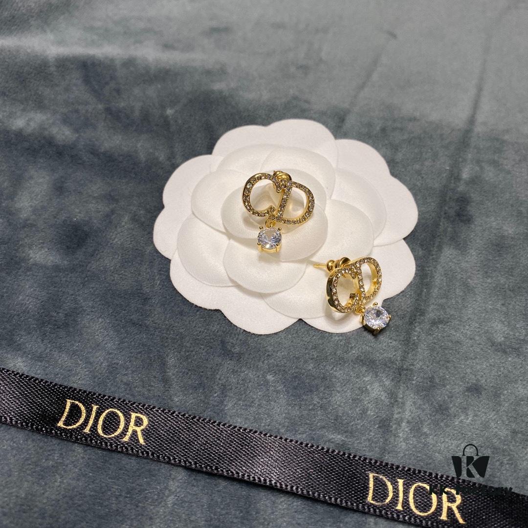 Dior CD Crystal Stud Earrings, Unique and Not Monotonous