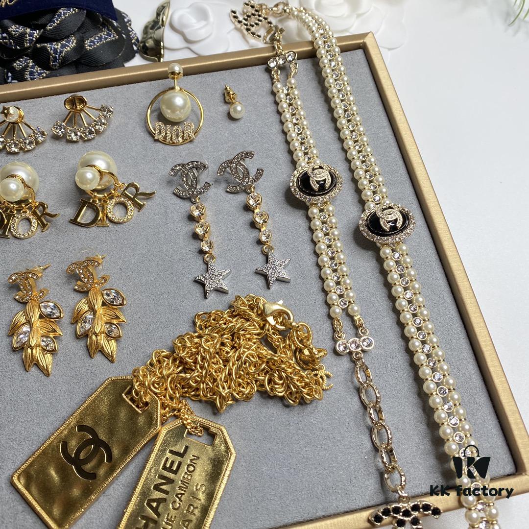 2020 New Arrival ✨ Today's #NewArrival #Shipment ✨✨✨ C Brand 💎 D Brand Collection Image Must-Have Style for Little Fairies 🌟🧚🏻‍♀️ All Feature ZP Customization 💫