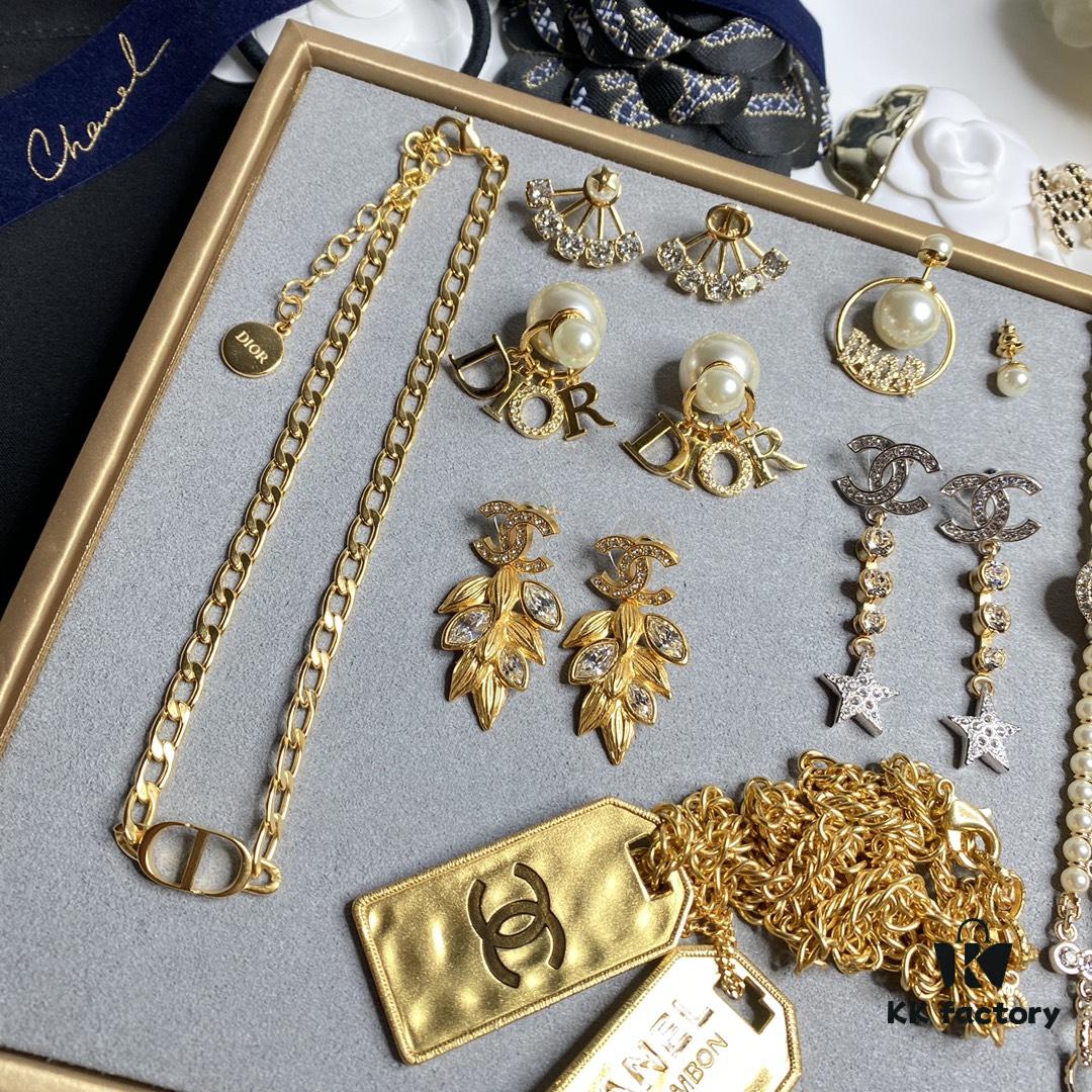 2020 New Arrival ✨ Today's #NewArrival #Shipment ✨✨✨ C Brand 💎 D Brand Collection Image Must-Have Style for Little Fairies 🌟🧚🏻‍♀️ All Feature ZP Customization 💫