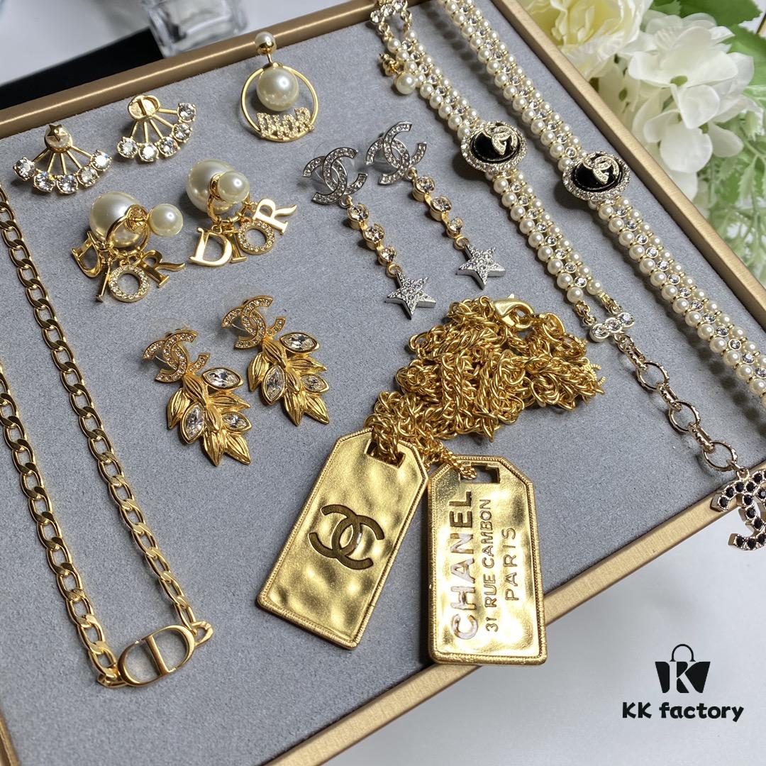 2020 New Arrival ✨ Today's #NewArrival #Shipment ✨✨✨ C Brand 💎 D Brand Collection Image Must-Have Style for Little Fairies 🌟🧚🏻‍♀️ All Feature ZP Customization 💫