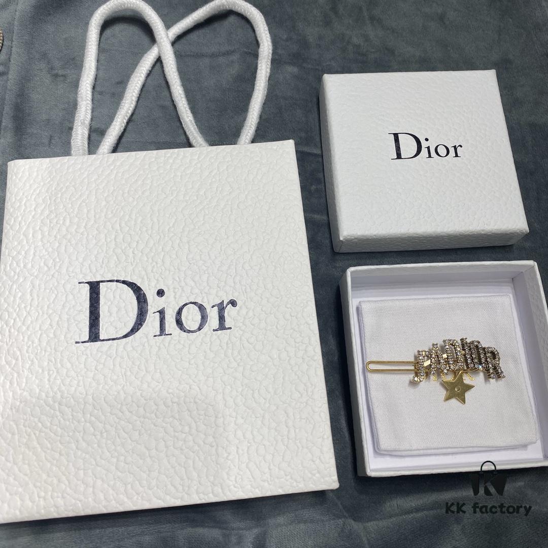 Dior Hair Clip, Adorably Sparkling with a Youthful Charm