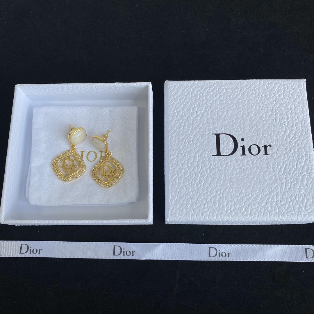 Dior New Logo Square Stud Earrings