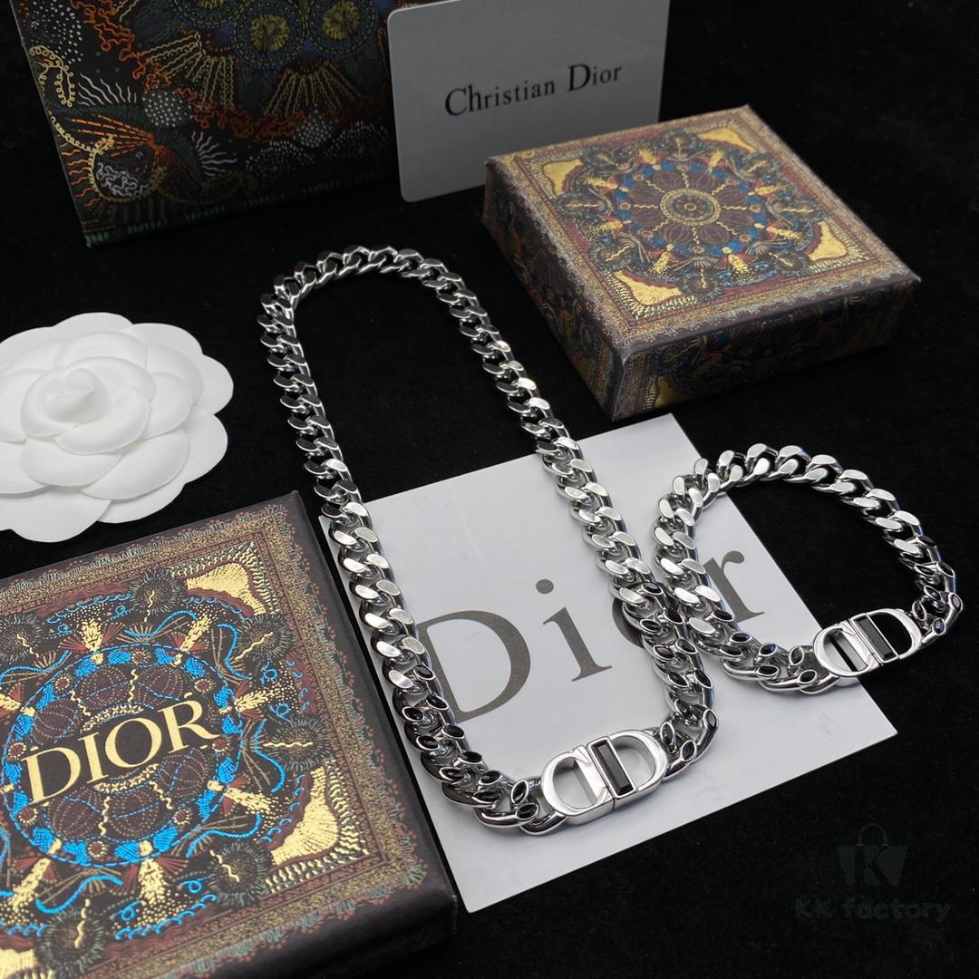 Dior New Arrival Set Necklace