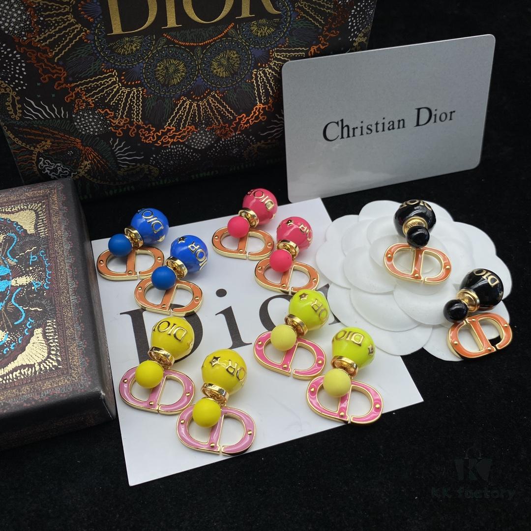 Dior New Arrival Bestselling CD Stud Earrings