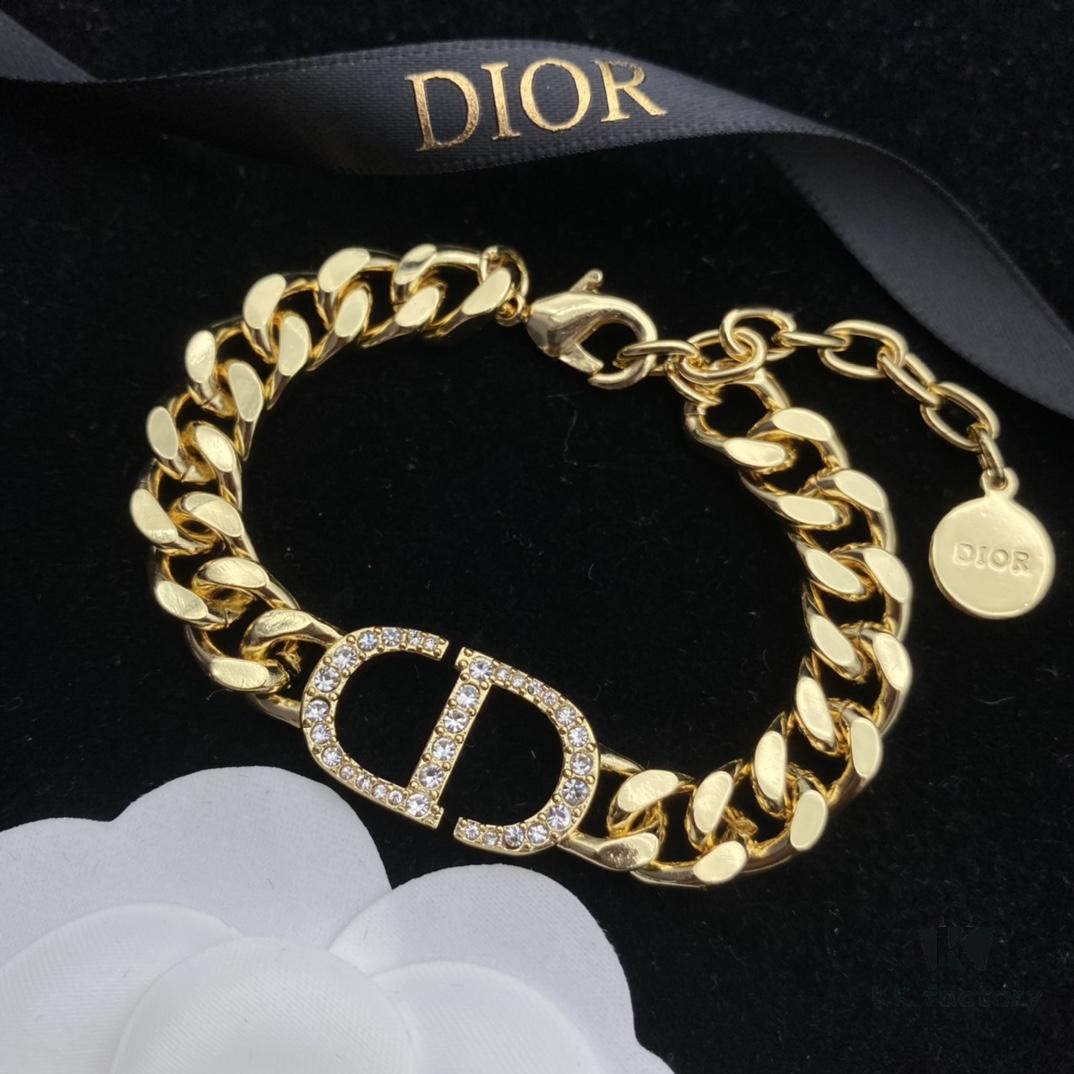 Dior New Style Letter Diamond-Paved Fashion Necklace and Bracelet