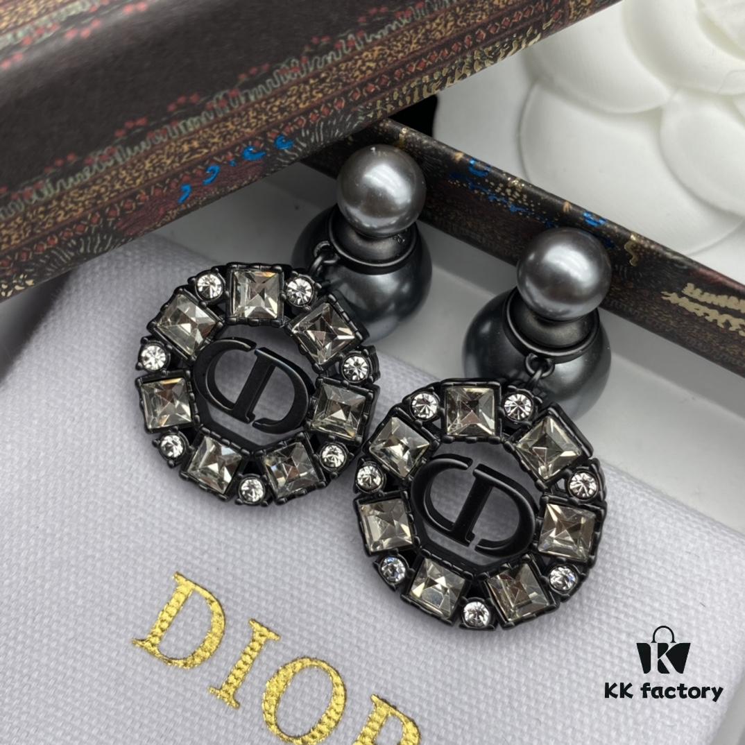 Dior New Letter Pearl Diamond-Inlaid Elegant Retro Stud Earrings