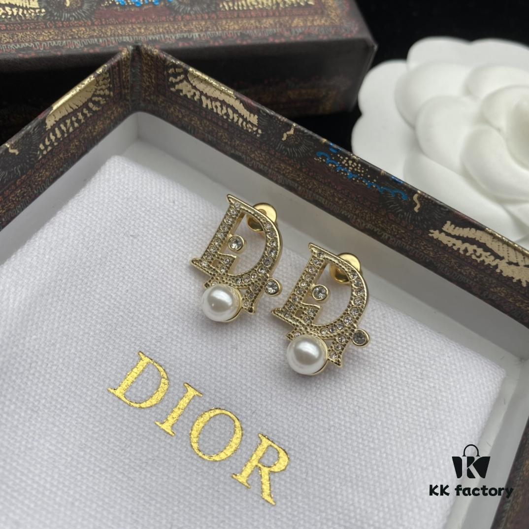 Dior New Style Letter Pearl Diamond-Inlaid Elegant Retro Design