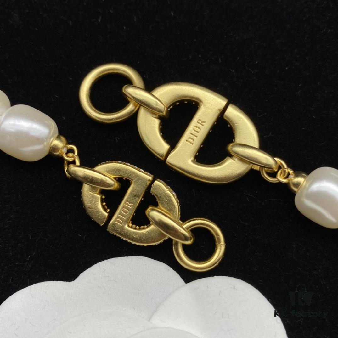 Dior New Letter Pearl Inlaid Diamond Elegant Retro Set Necklace